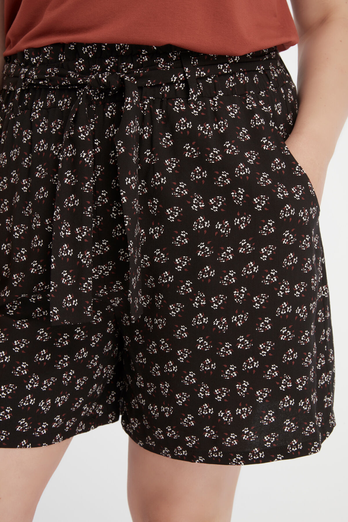 Short en viscose &agrave; imprim&eacute; image number 5