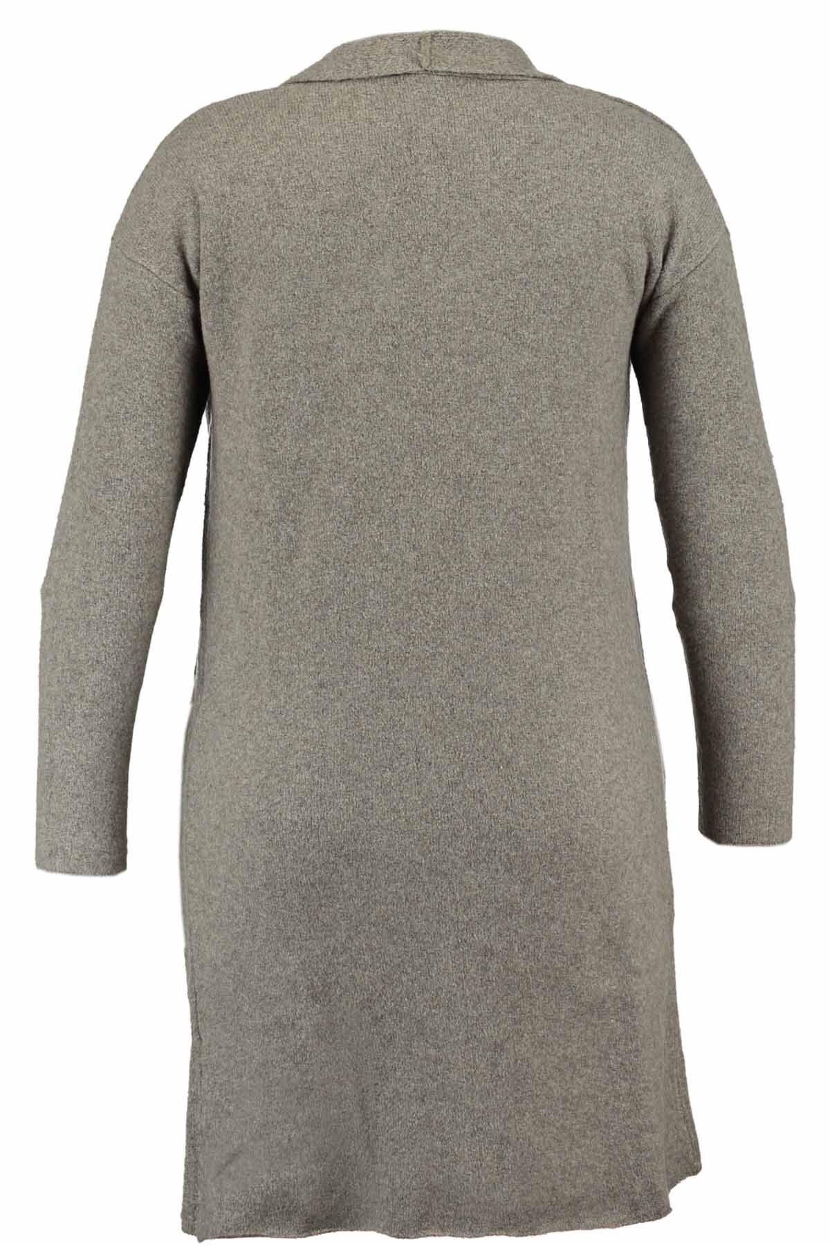 Veste longue tricot&eacute;e  image number 2