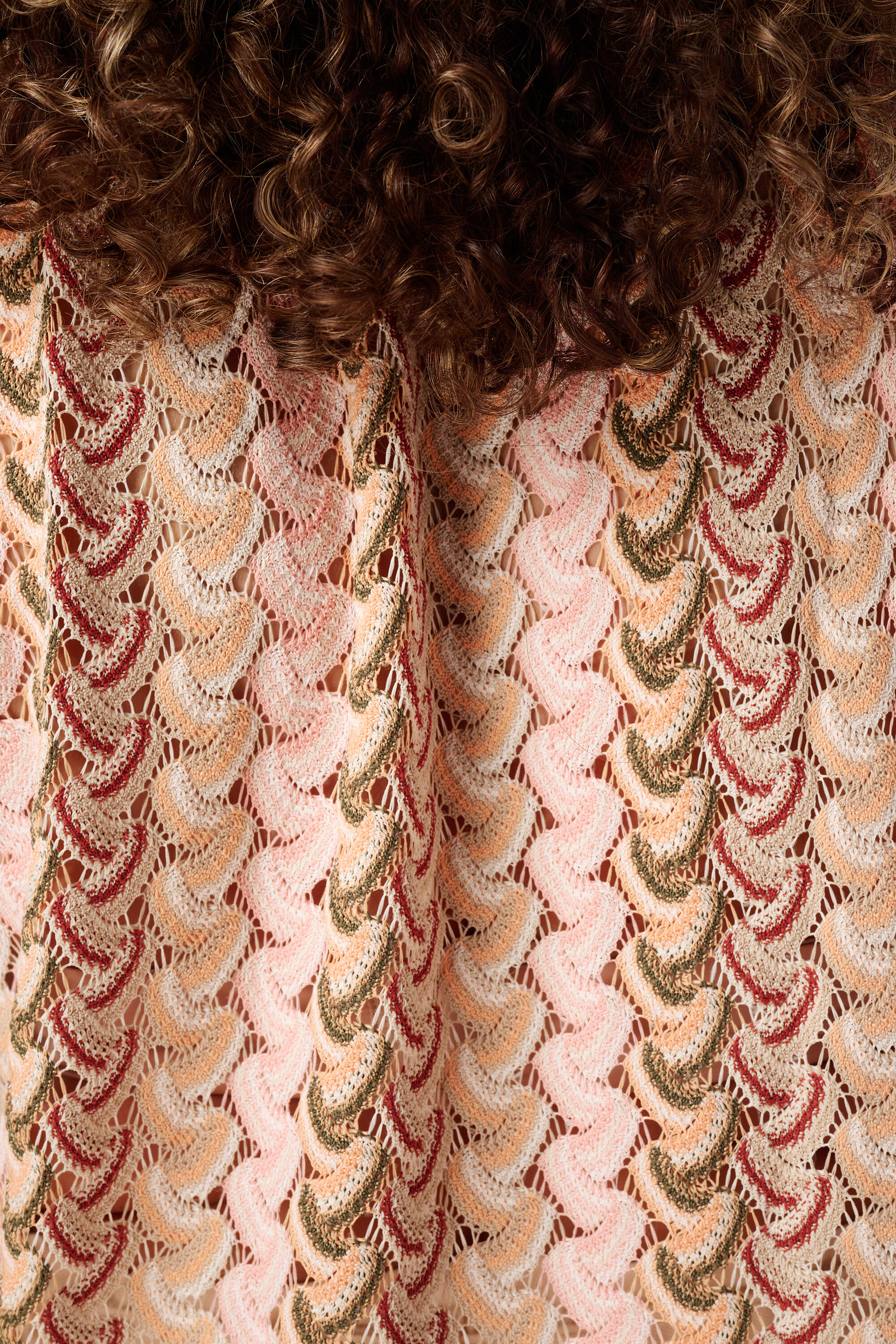 Haut avec texture en maille image number 6