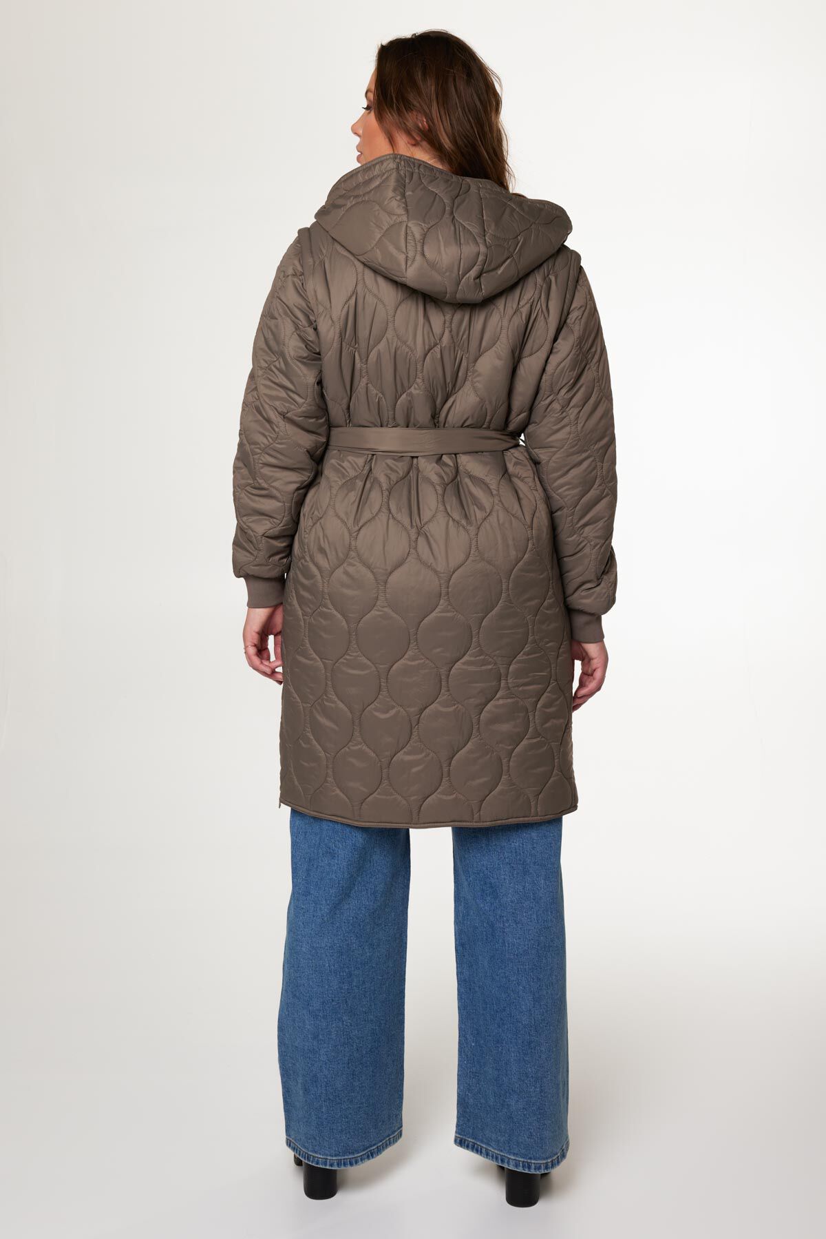 Veste matelass&eacute;e avec manches amovibles image number 3