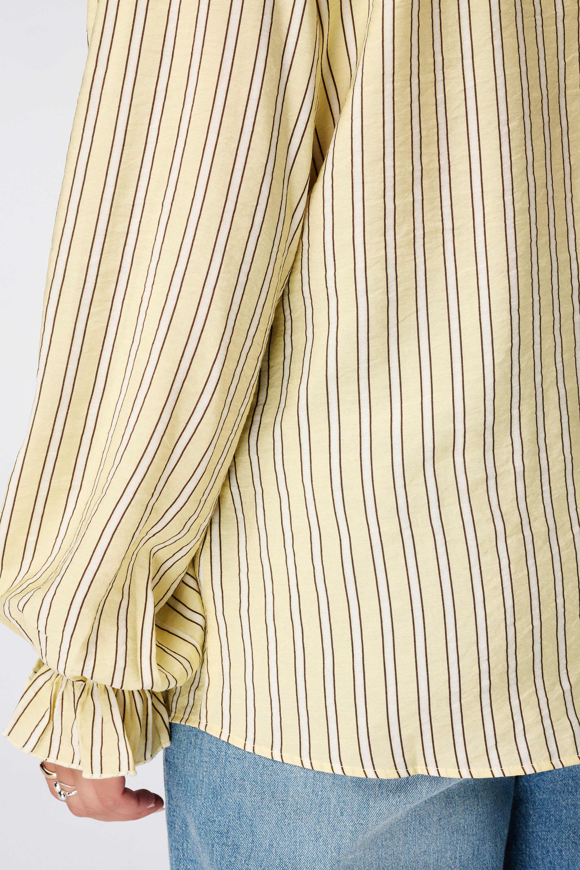 Blouse &agrave; volants image number 6