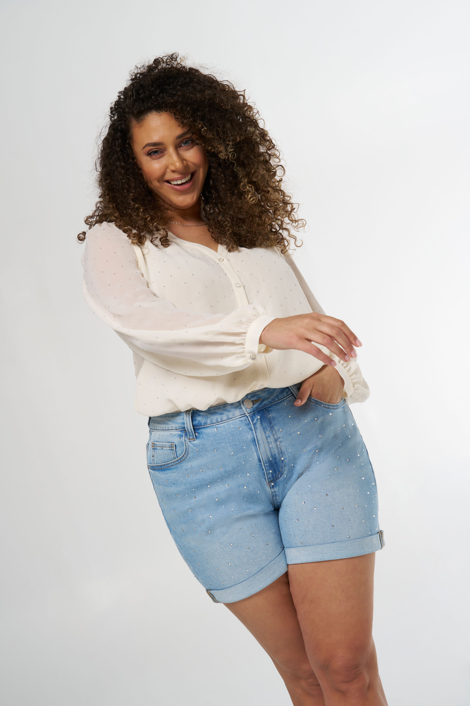 Chemisier avec pierres image number 6