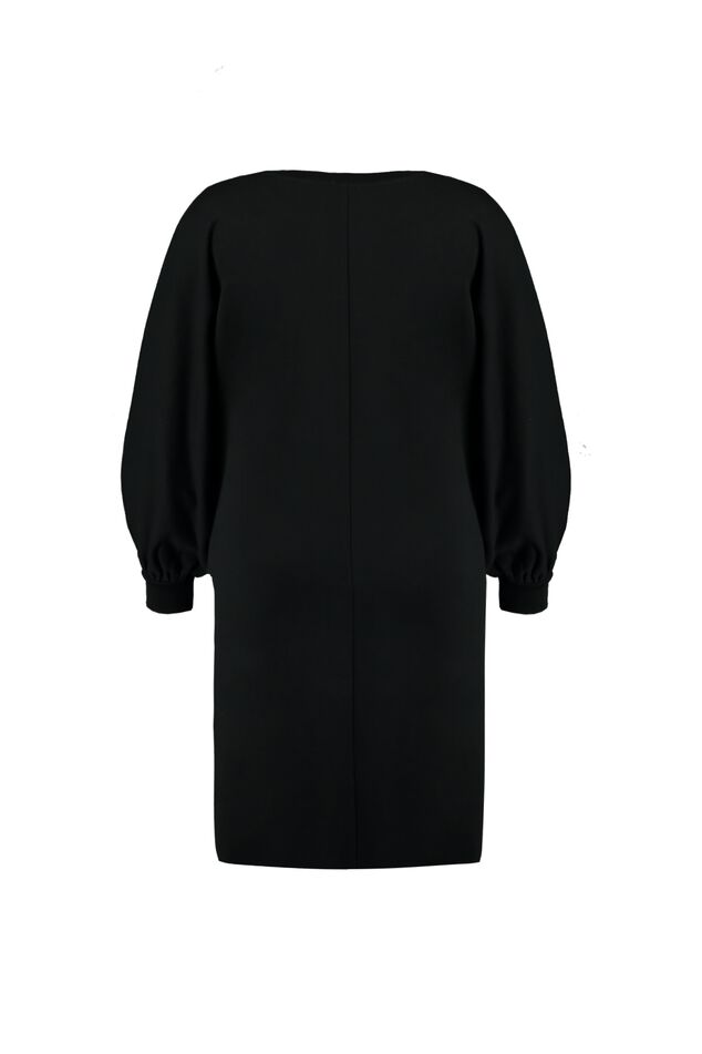 Robe pull image number 2