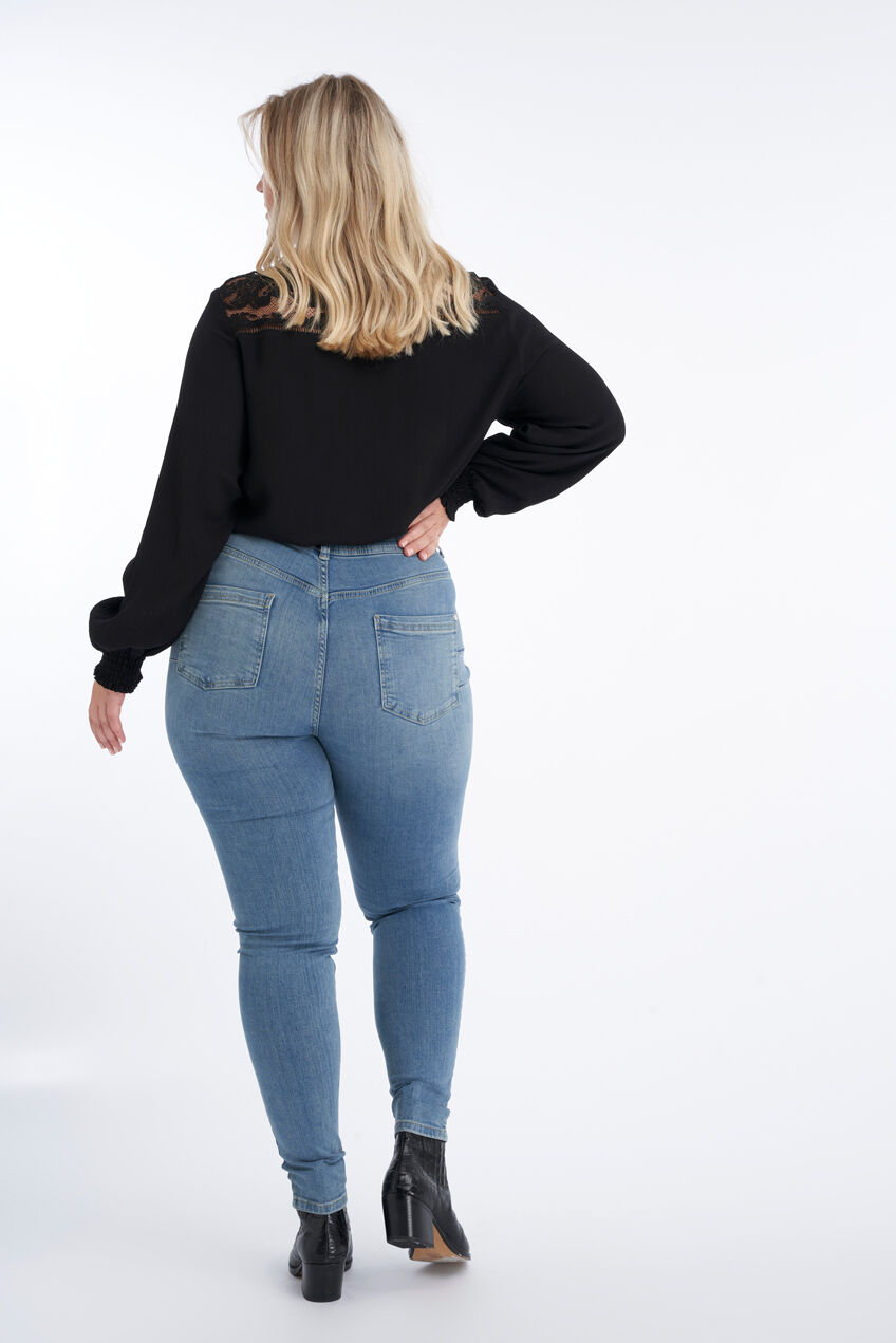 Jean moulant SCULPTS image number 5