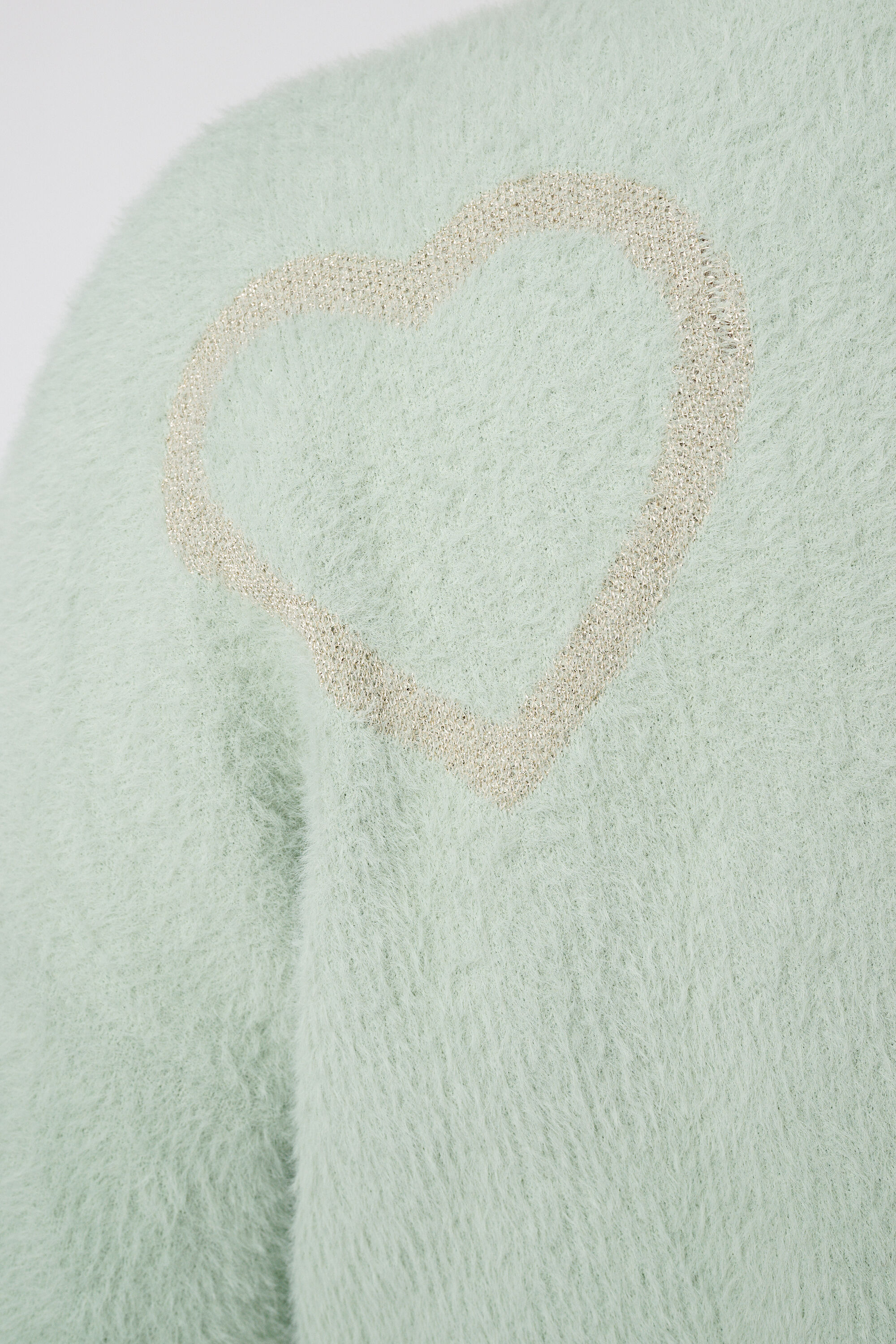 Pull doux &agrave; c&oelig;urs image number 6