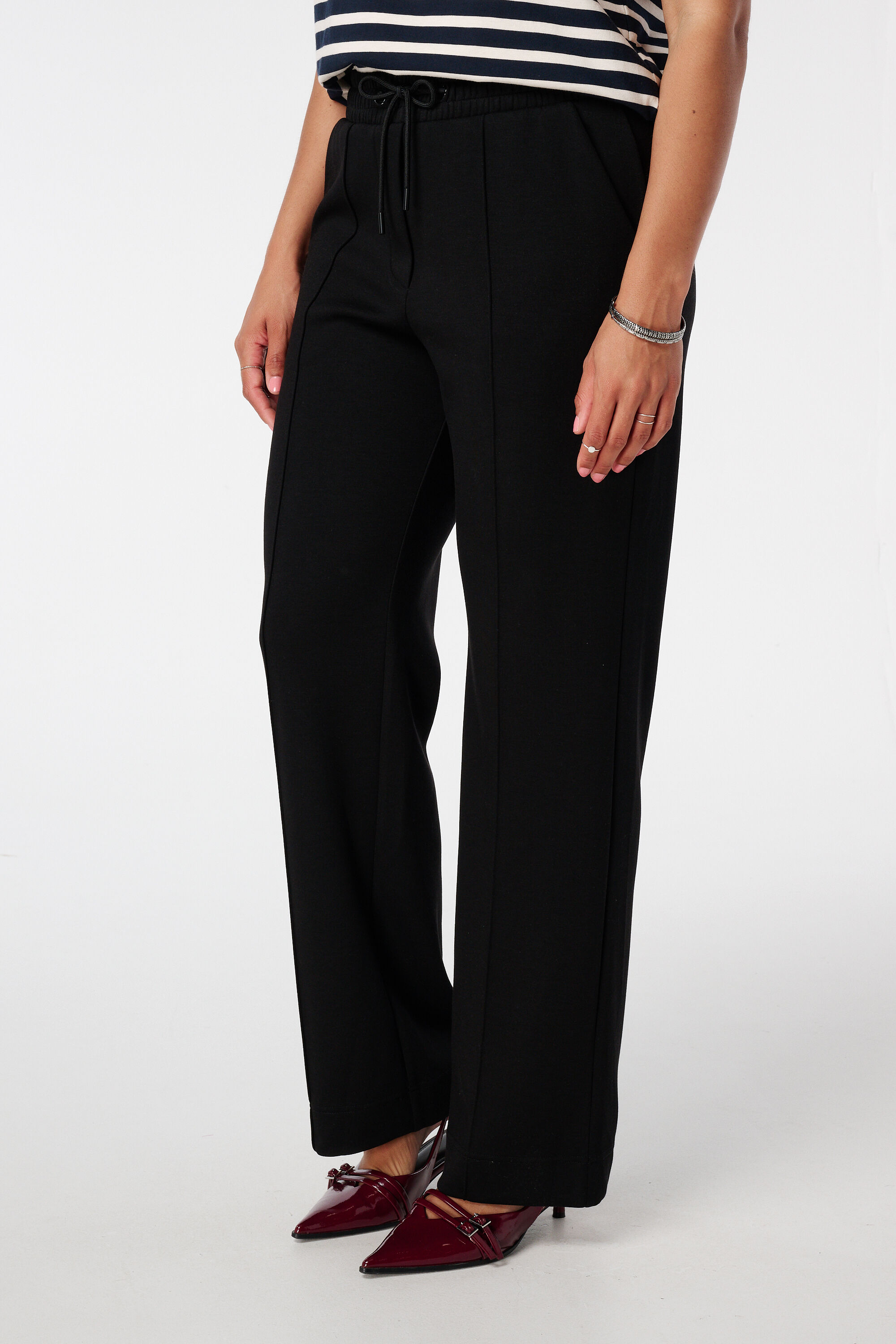 Pantalon avec coutures en panneaux image number 5