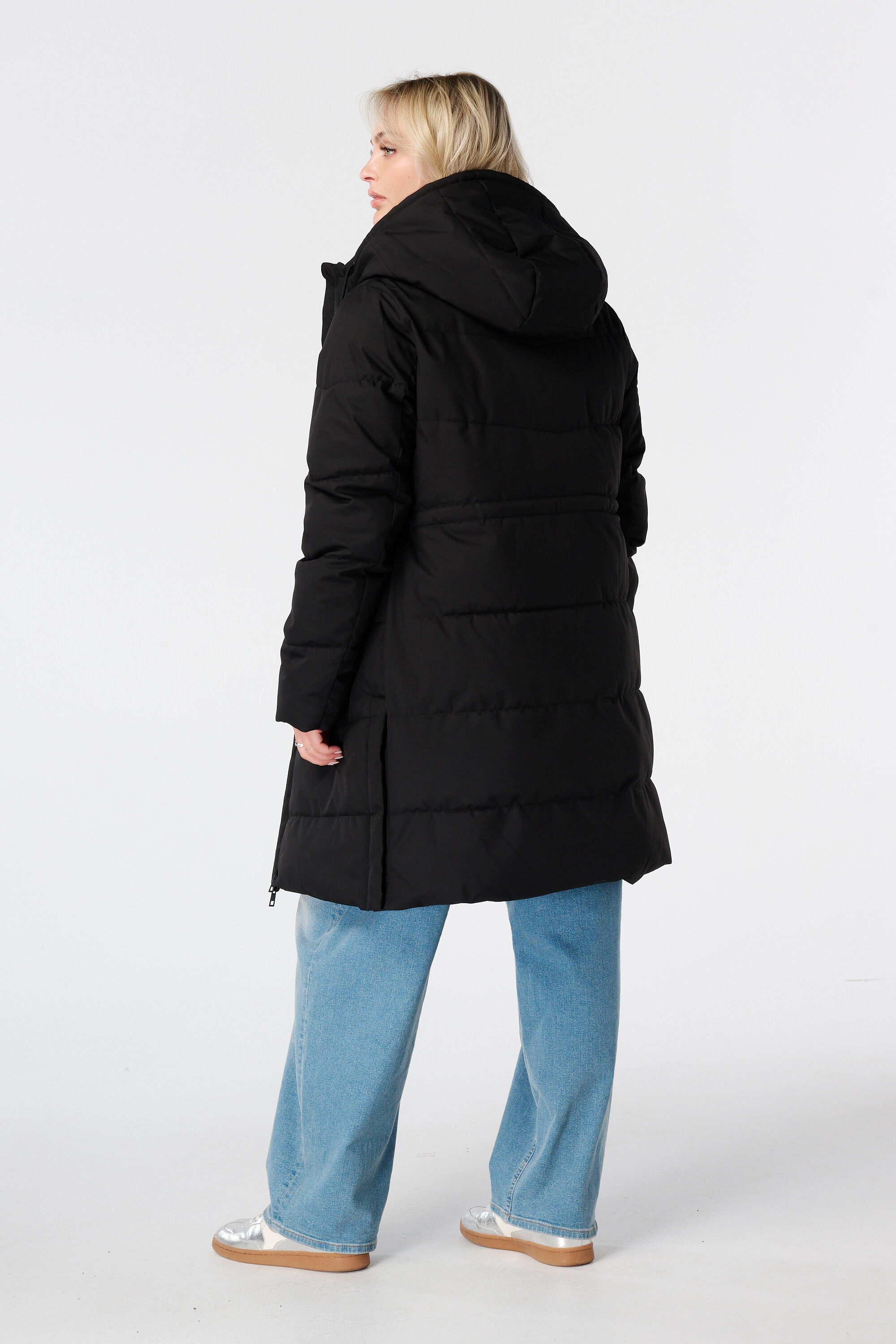 Manteau long matelass&eacute; avec capuche image number 3