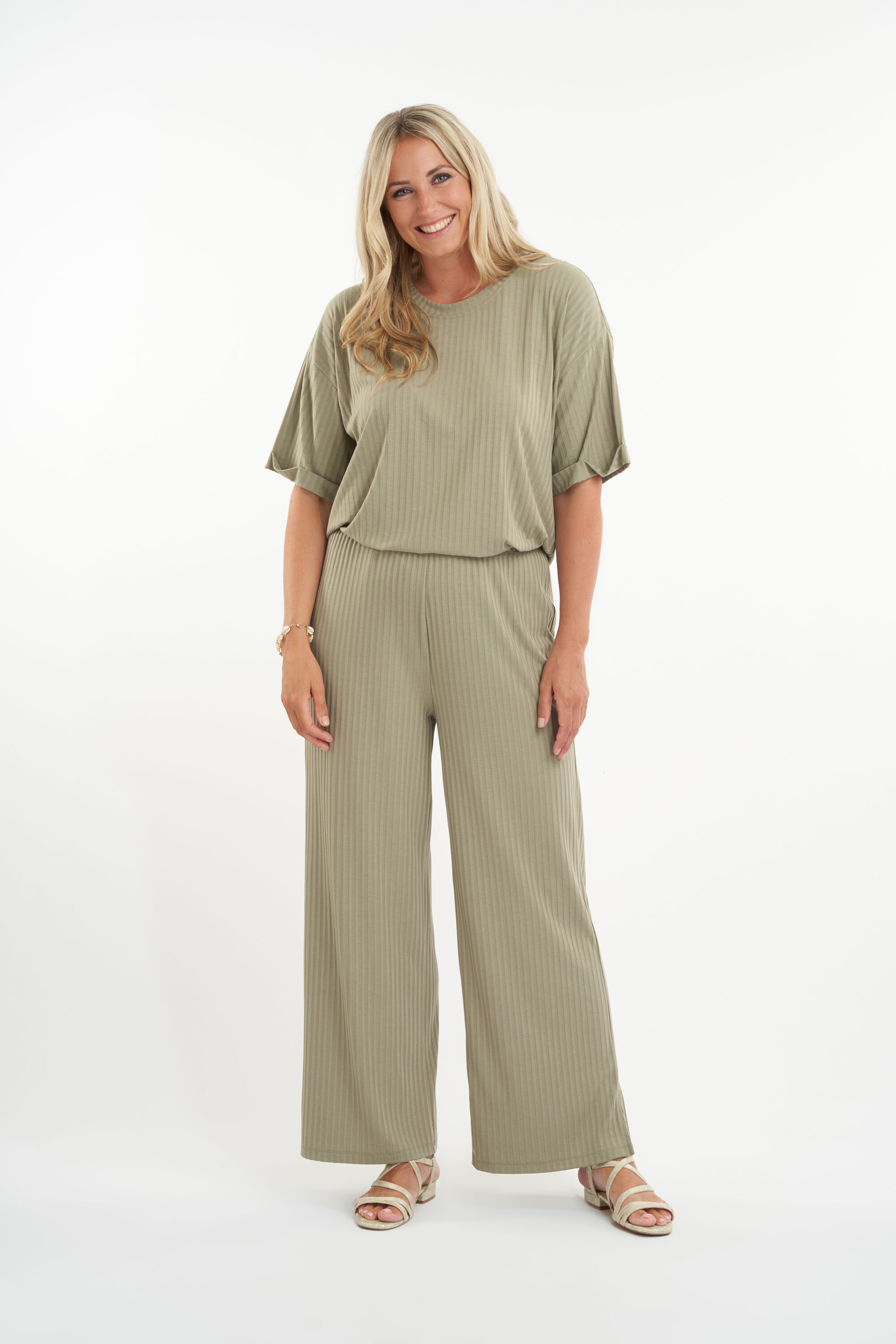 Pantalon &agrave; c&ocirc;tes image number 5