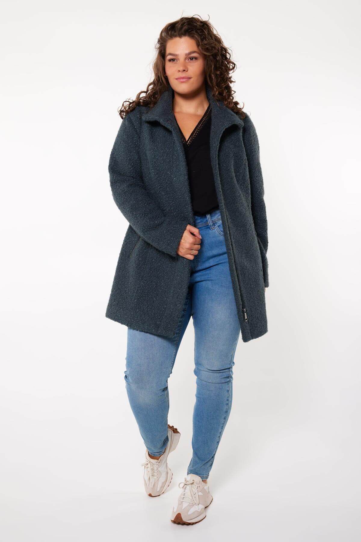 Manteau boucl&eacute; image number 6