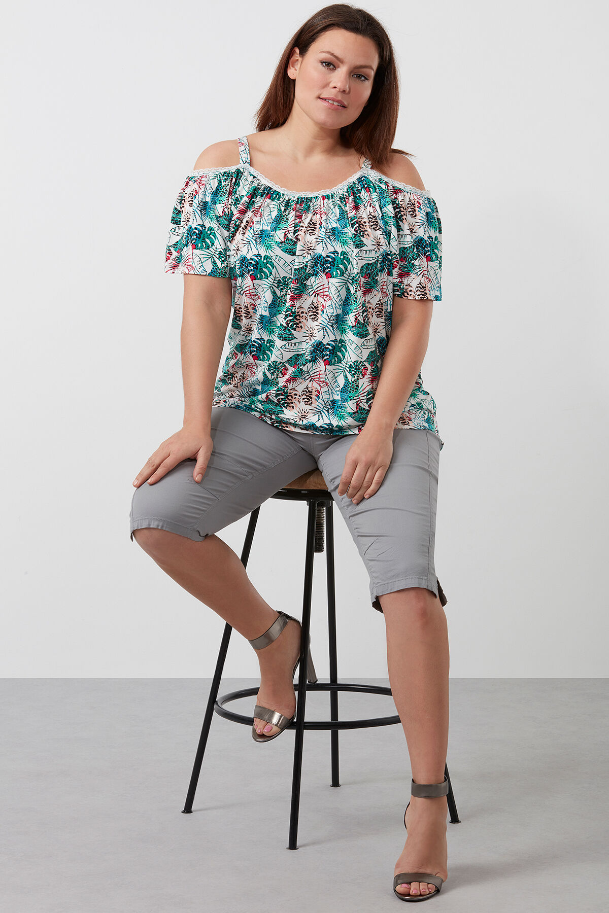 Pantalon corsaire en coton image number 4