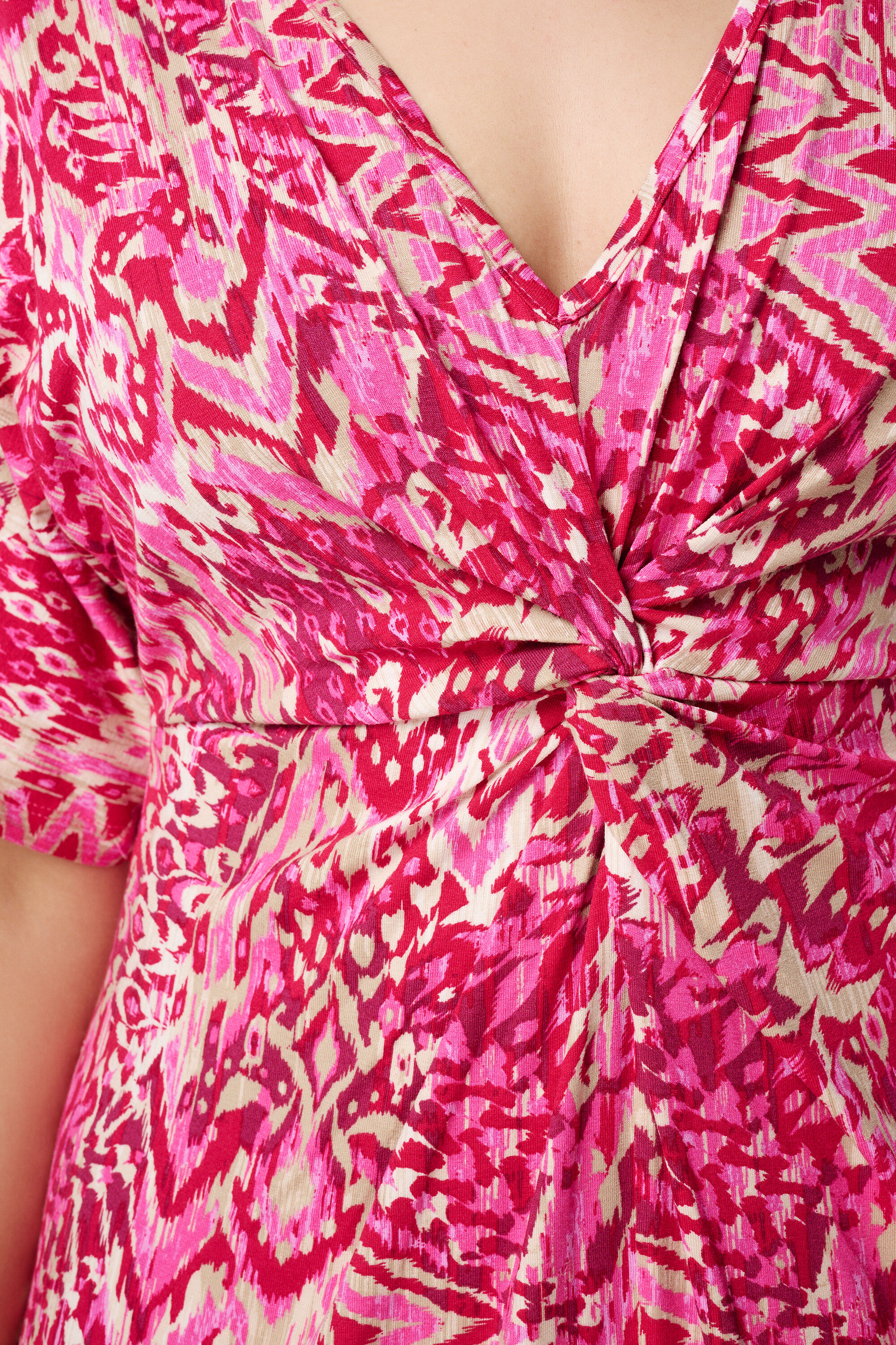 Robe avec d&eacute;tail torsad&eacute; image number 5