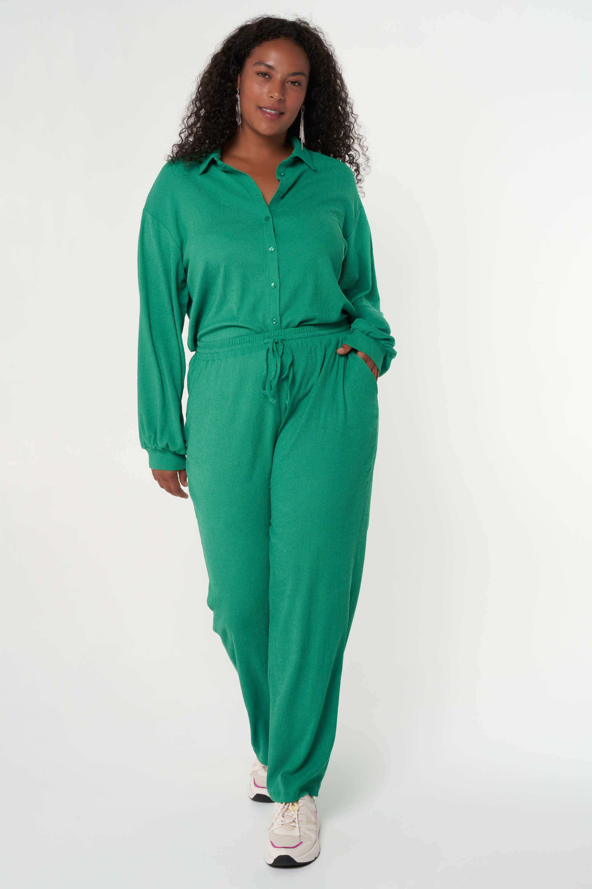Pantalon avec cordon de serrage image number 6
