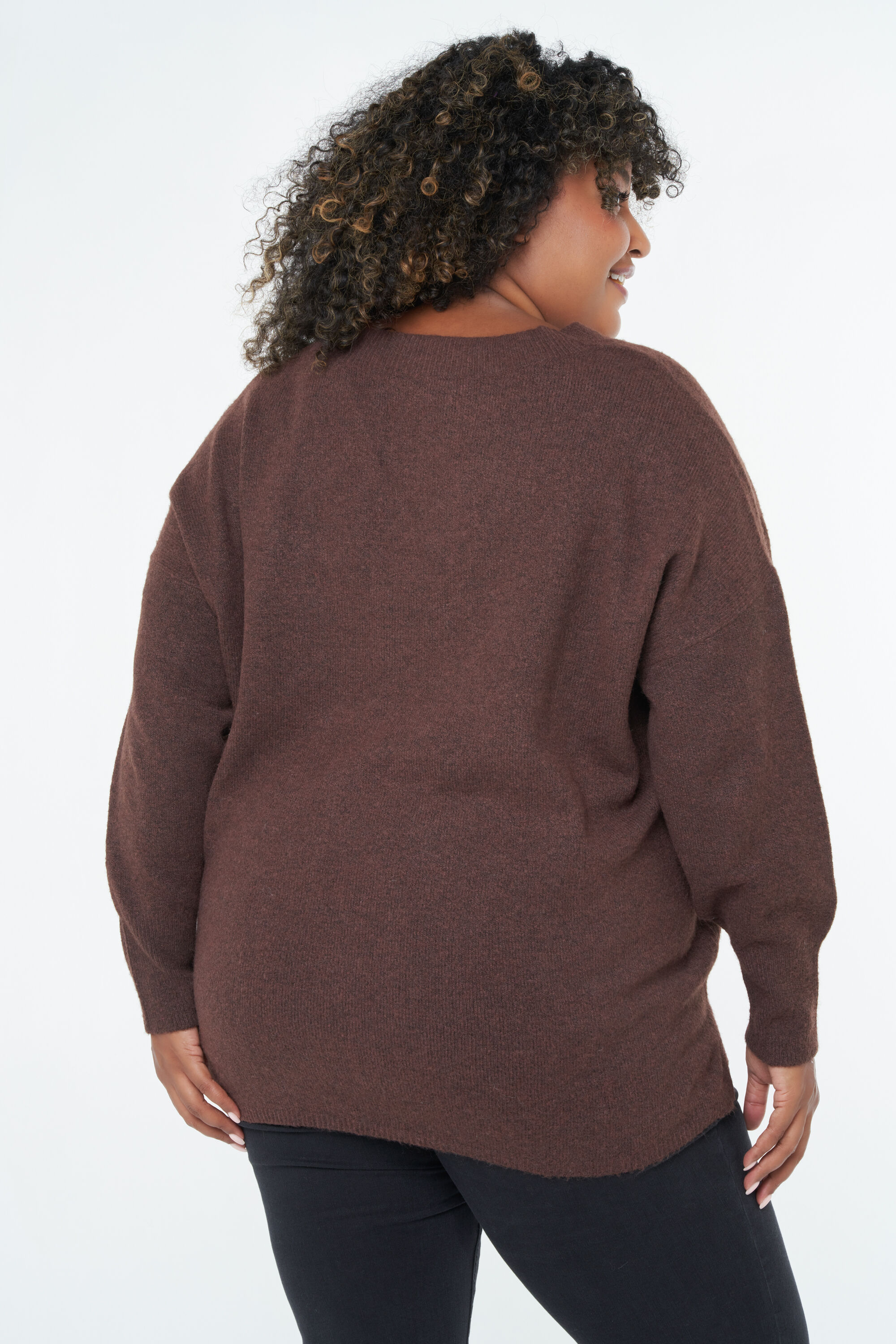 Pull en maille fine &agrave; col en V image number 3