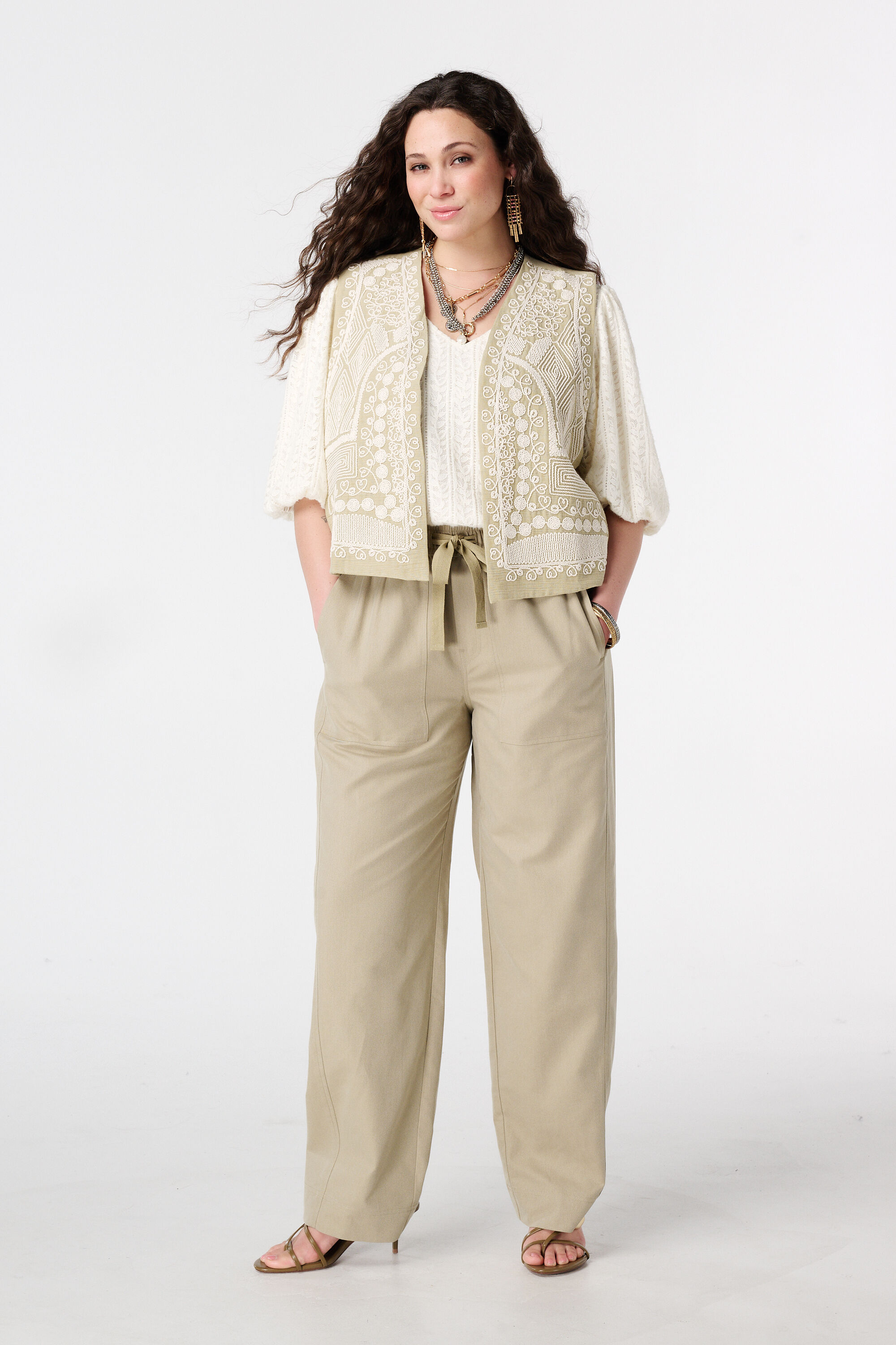 Gilet avec broderie image number 5