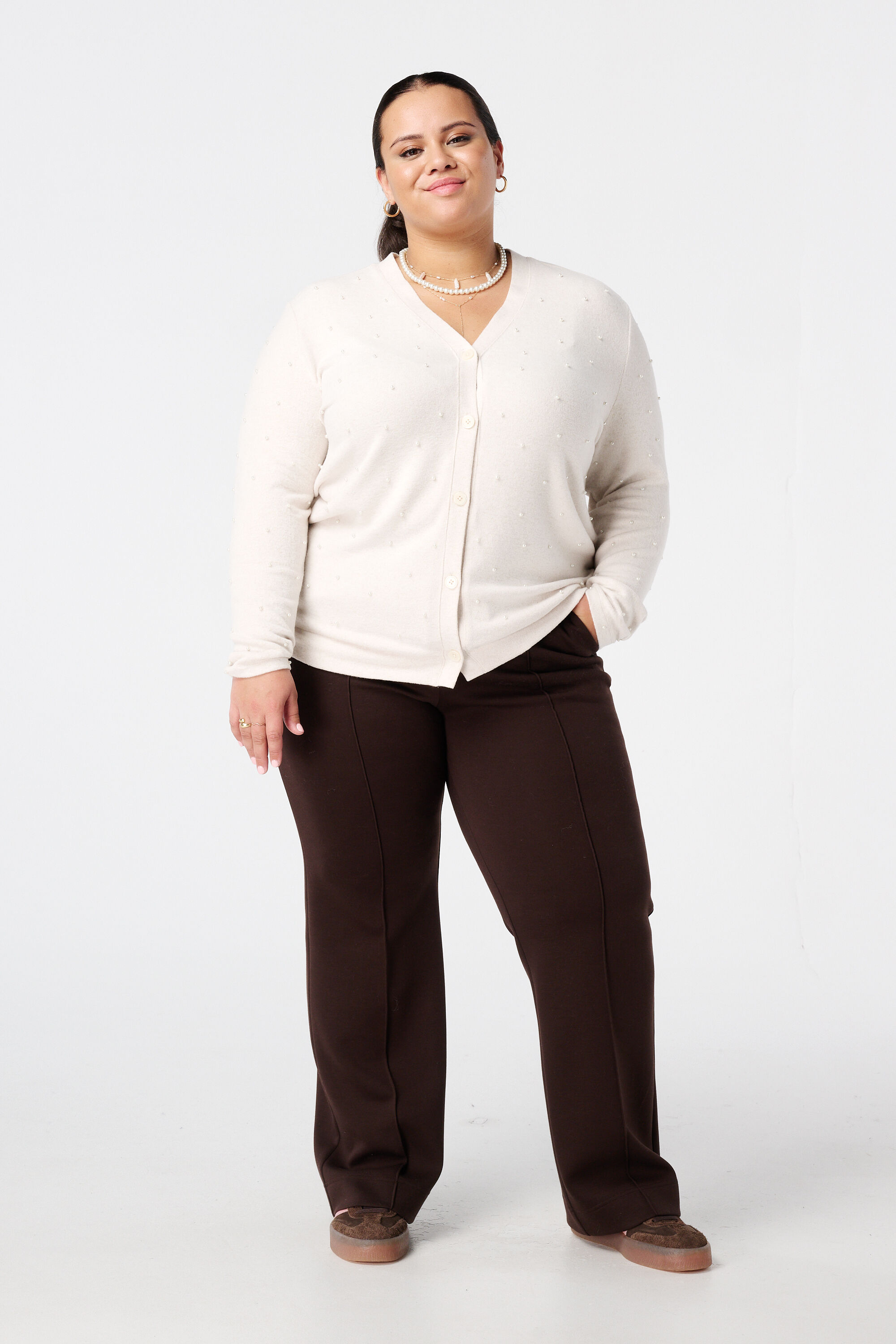 Cardigan avec perles et fermeture &agrave; boutons image number 5