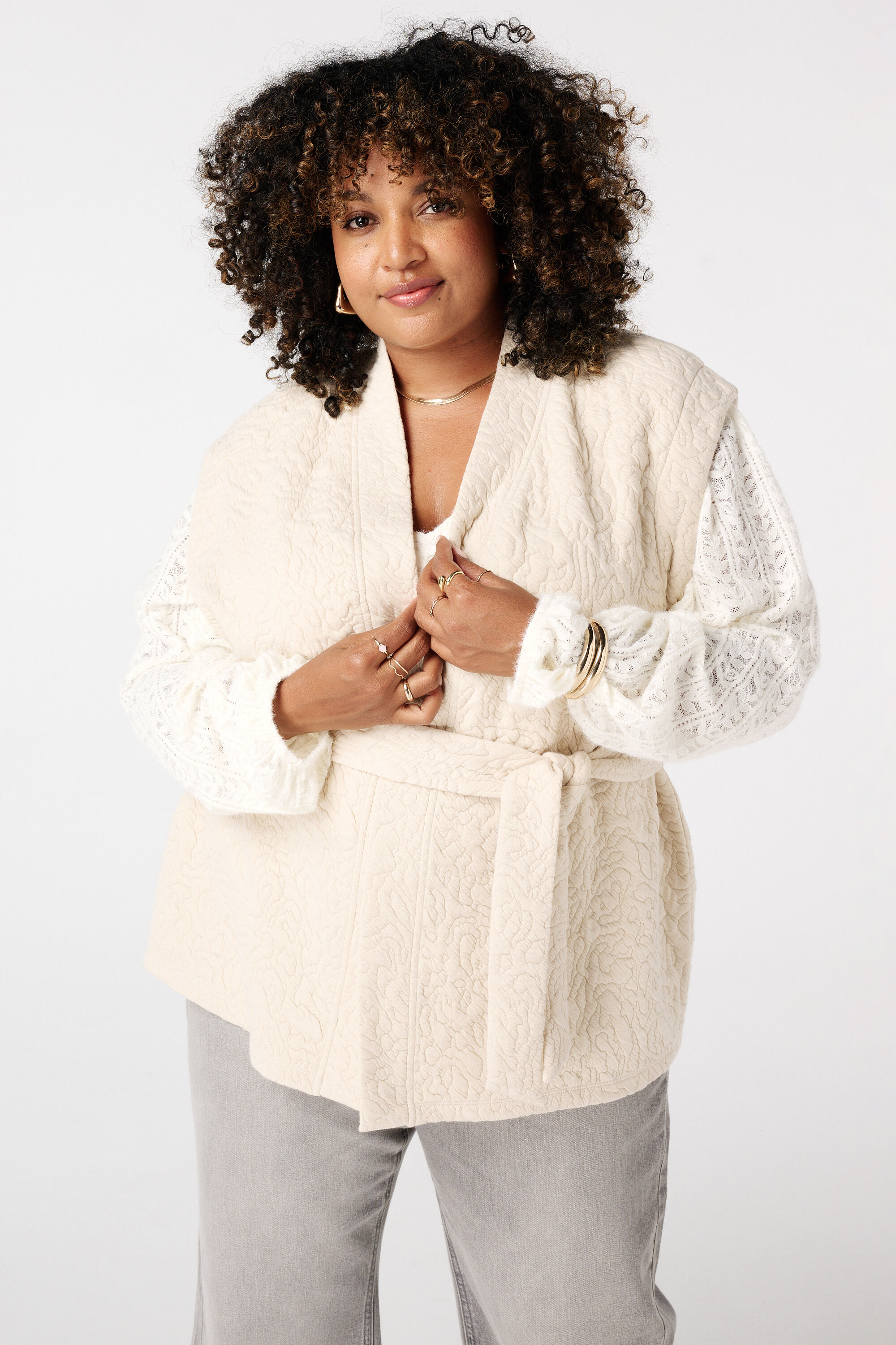 Gilet mi-long avec ceinture &agrave; nouer