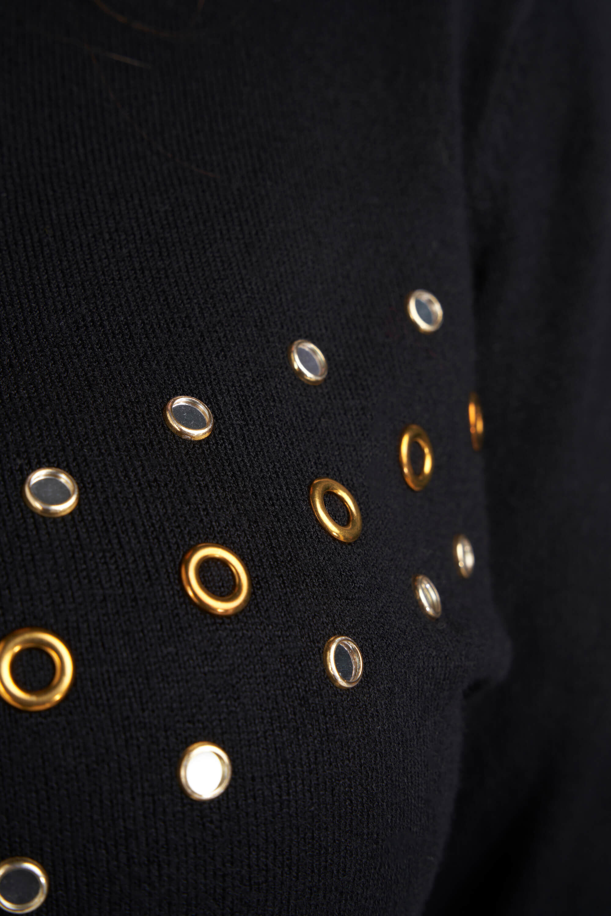 Pull avec clous image number 4