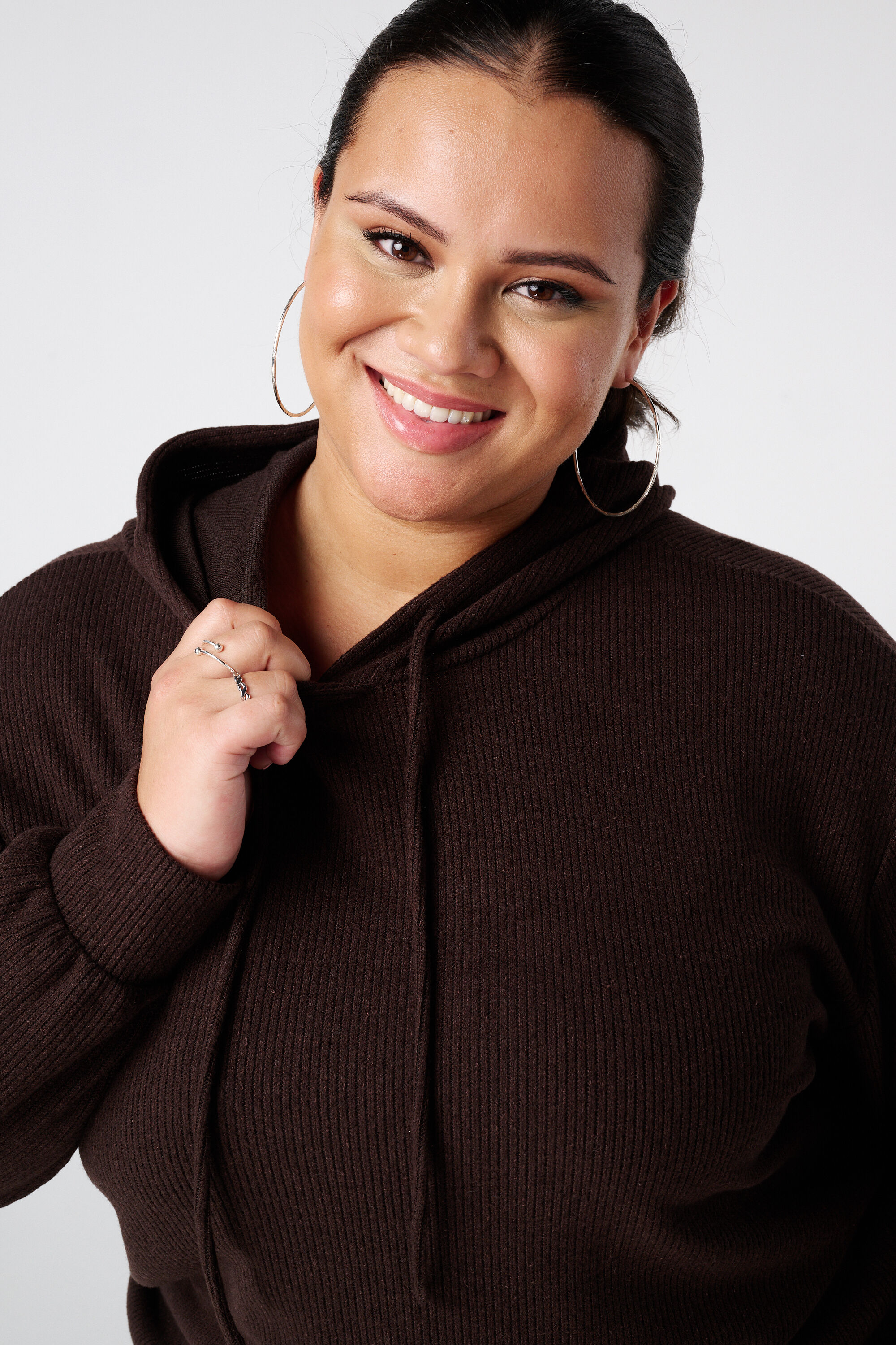 Sweat &agrave; capuche avec cordons image number 4