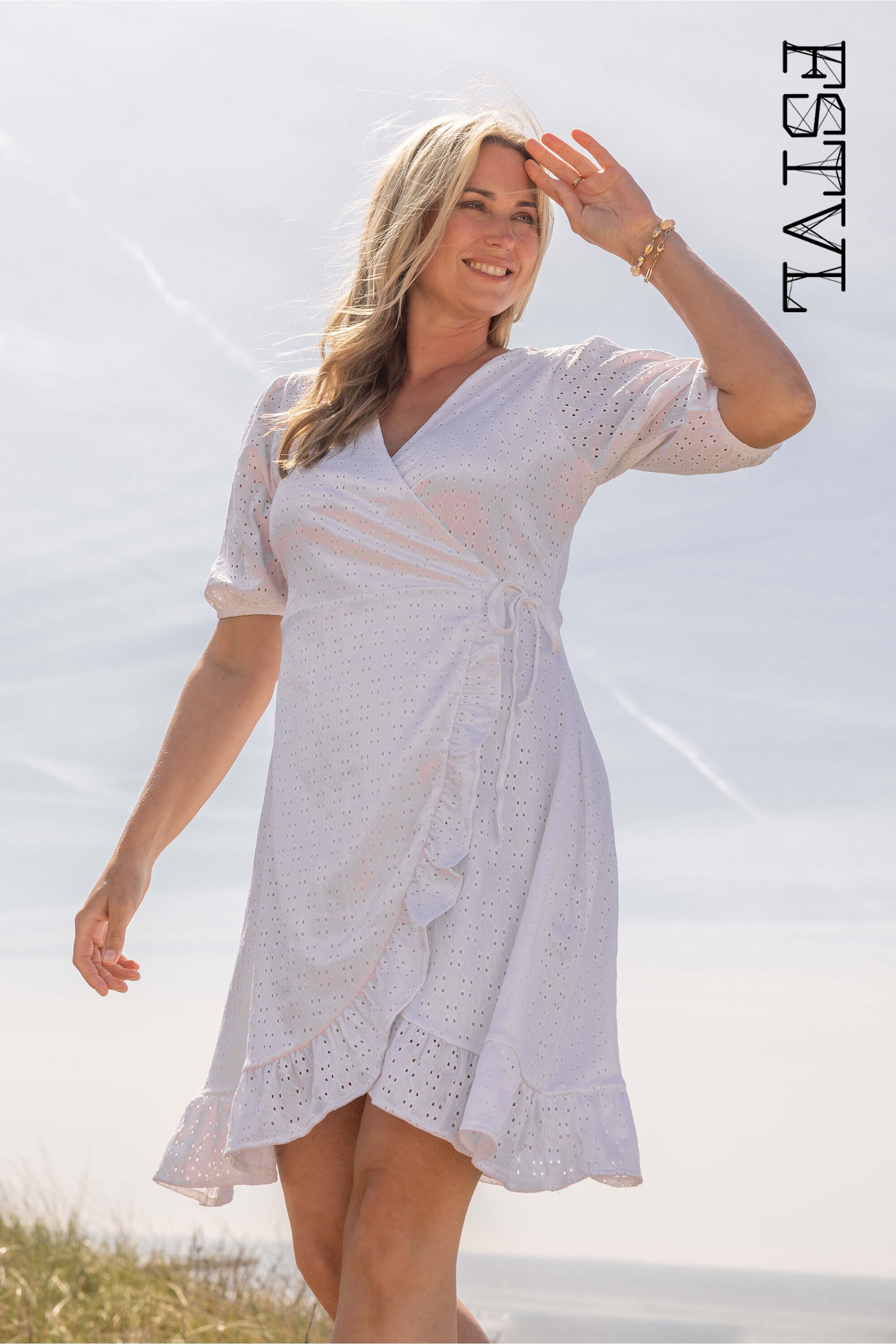 Robe portefeuille avec broderie anglaise image number 0