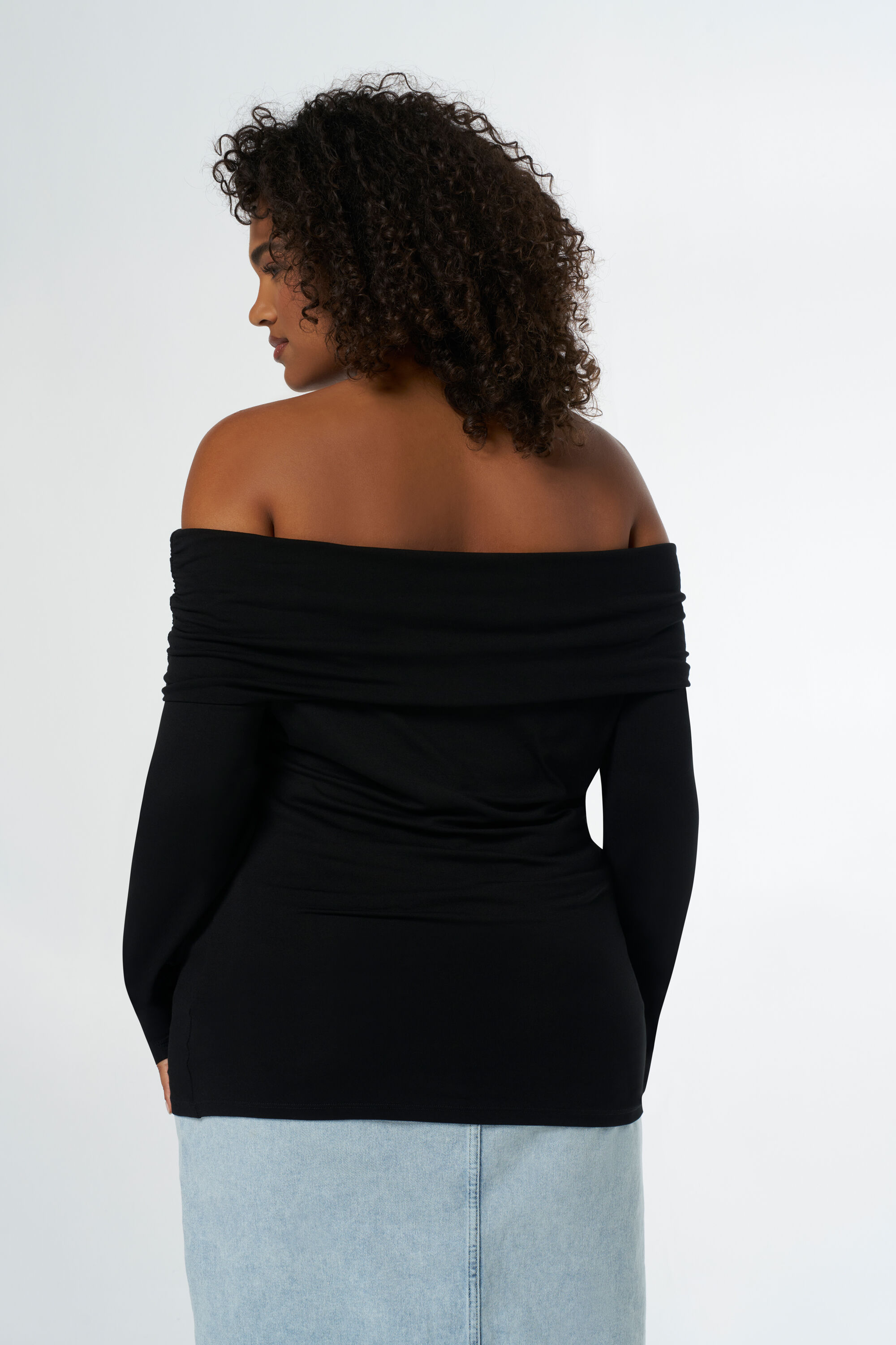 Top &agrave; &eacute;paulettes image number 3