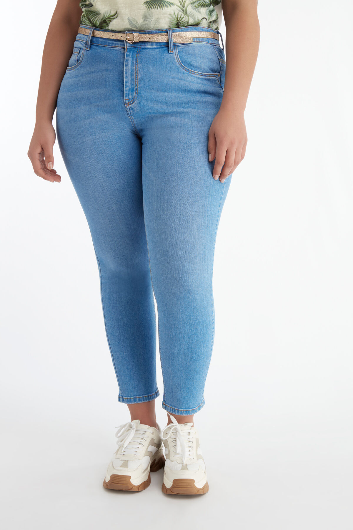 Jean avec ceinture image number 3