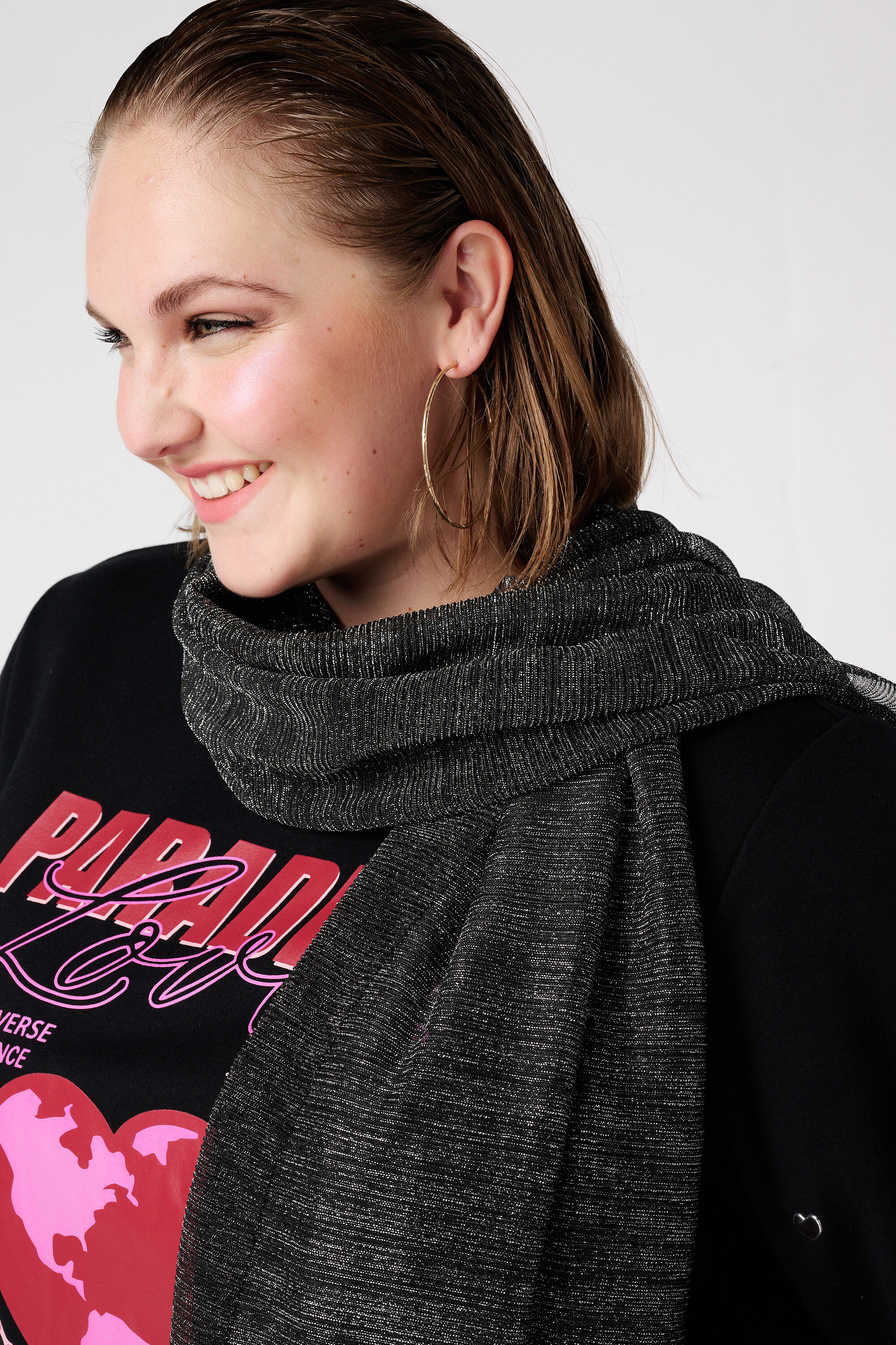 &Eacute;charpe pliss&eacute;e avec lurex image number 2