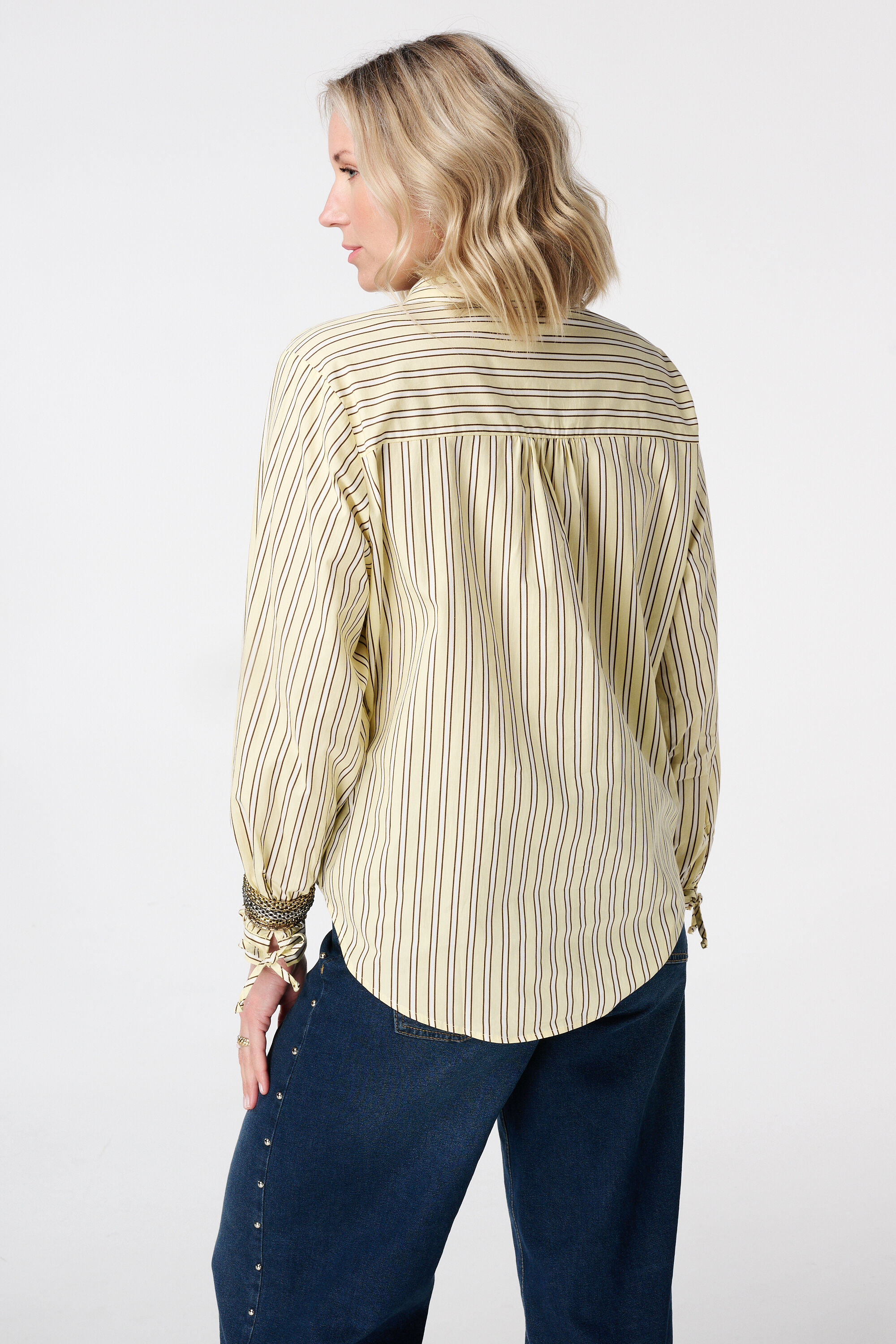 Blouse ray&eacute;e image number 3