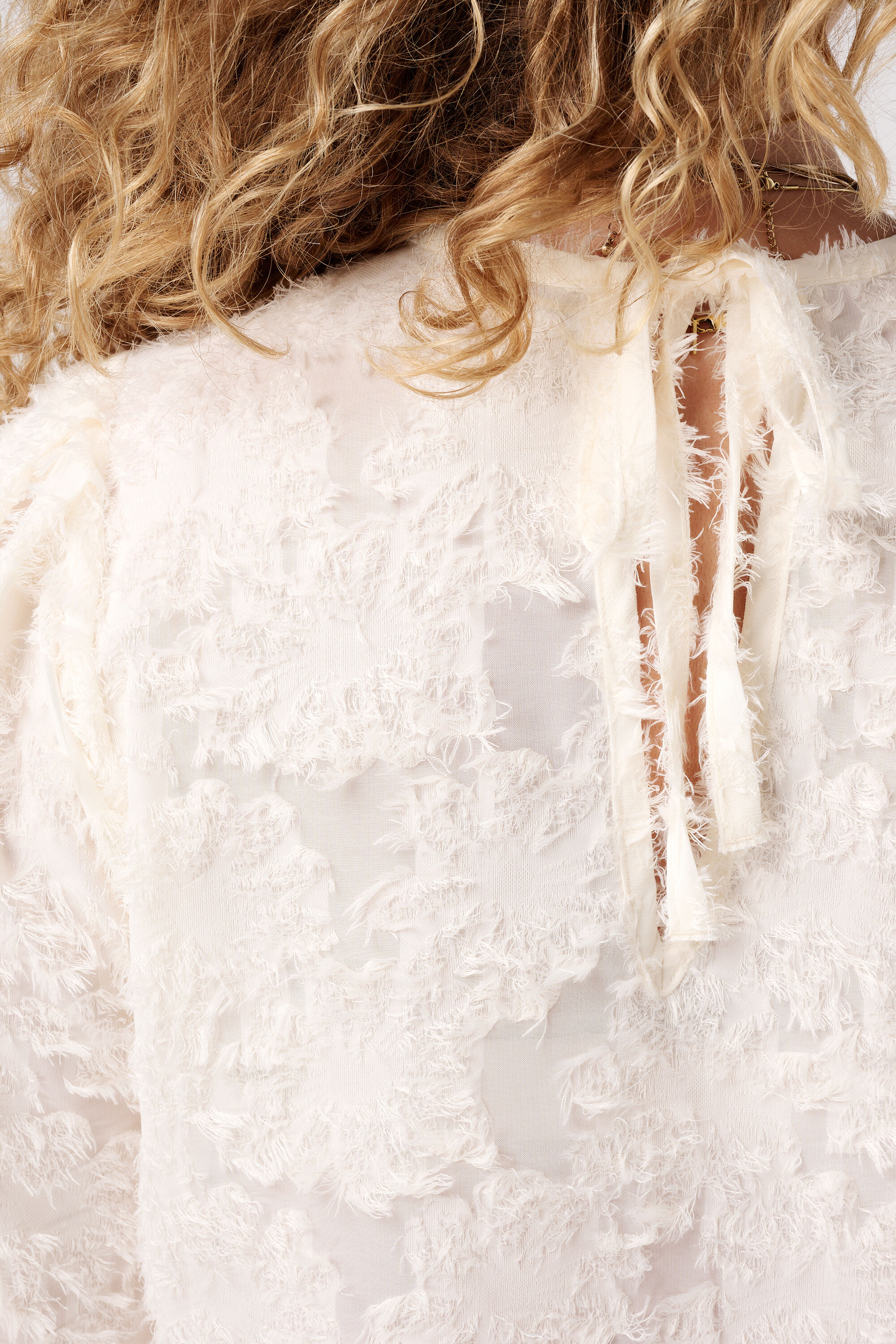 Blouse structur&eacute;e image number 6