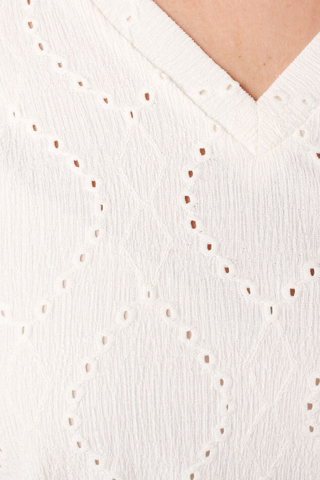 Top à effet brodé image number 4