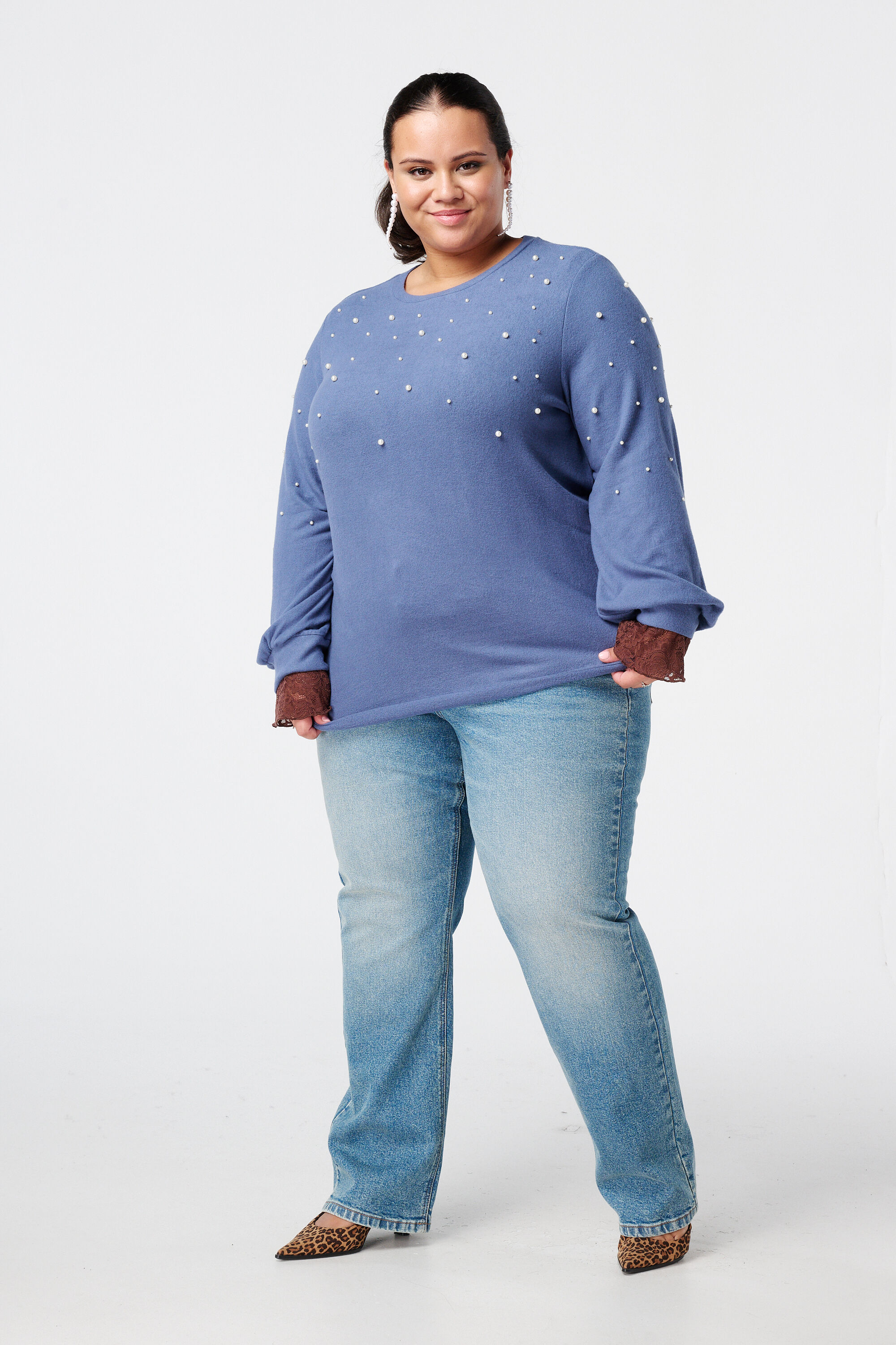 Pull bross&eacute; avec imprim&eacute; perle image number 5