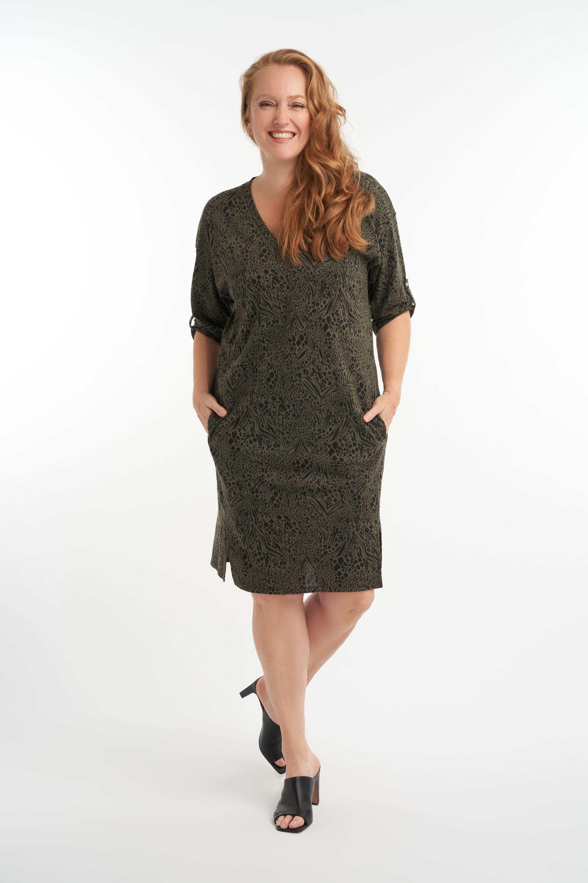 Robe d&eacute;contract&eacute;e avec imprim&eacute; 