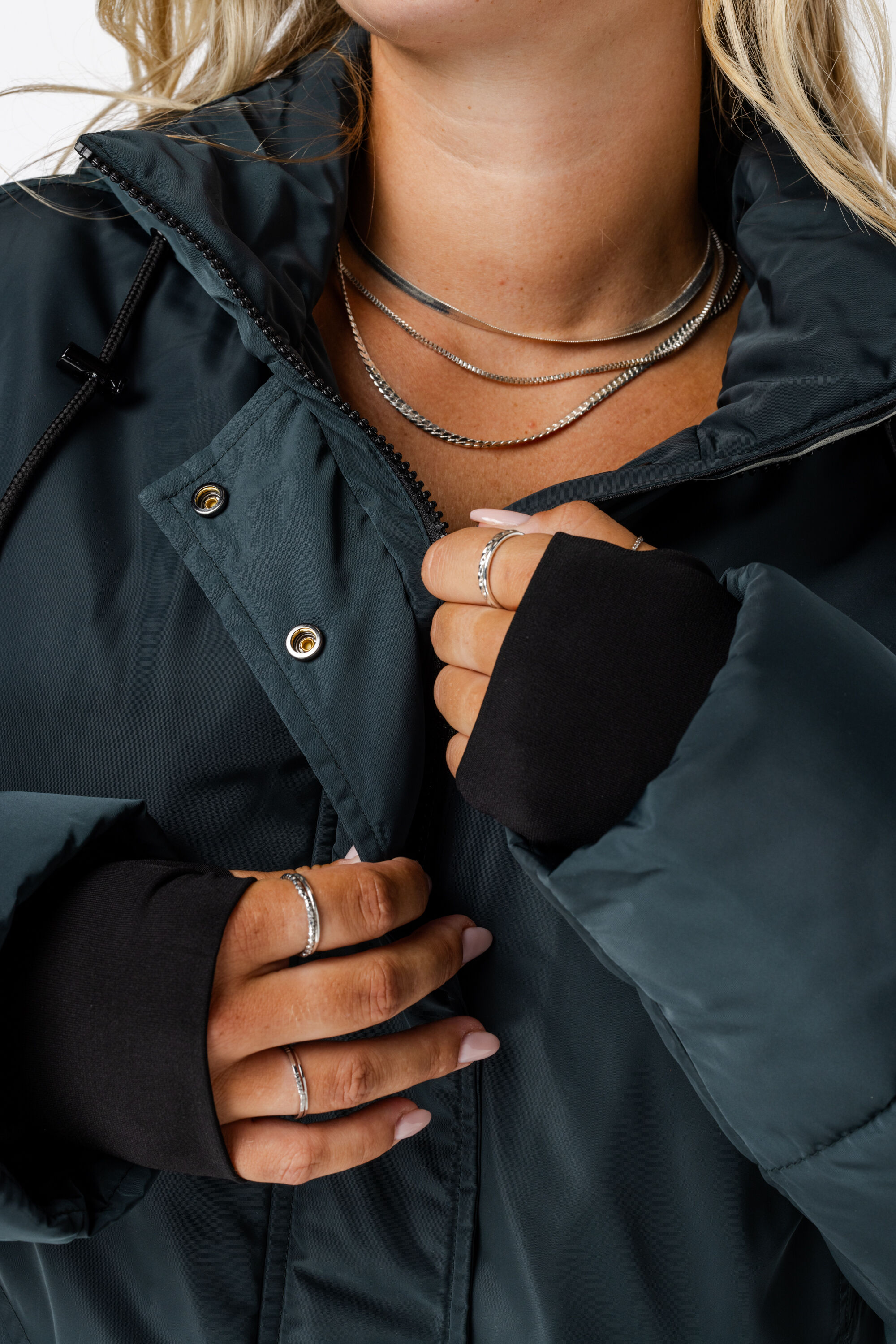 Veste zipp&eacute;e avec capuche image number 4