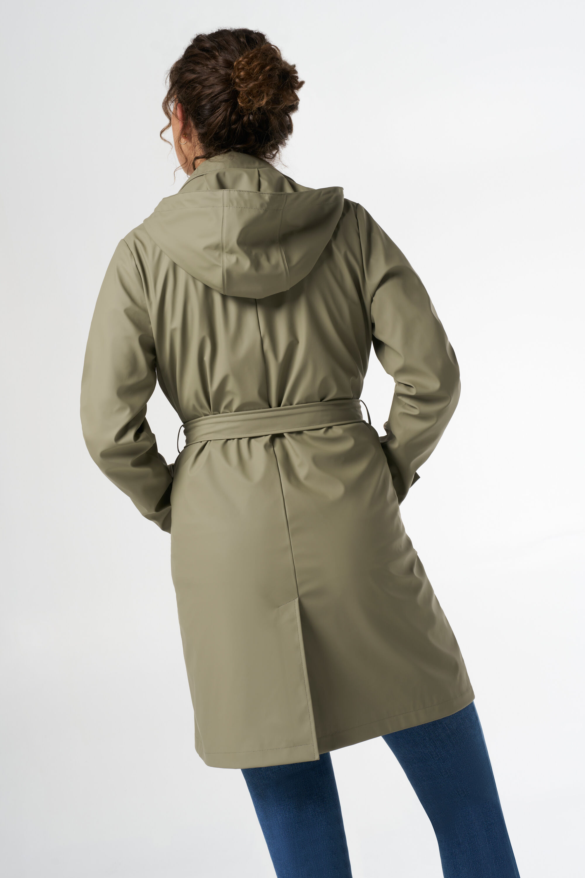 Trench imperm&eacute;able image number 3