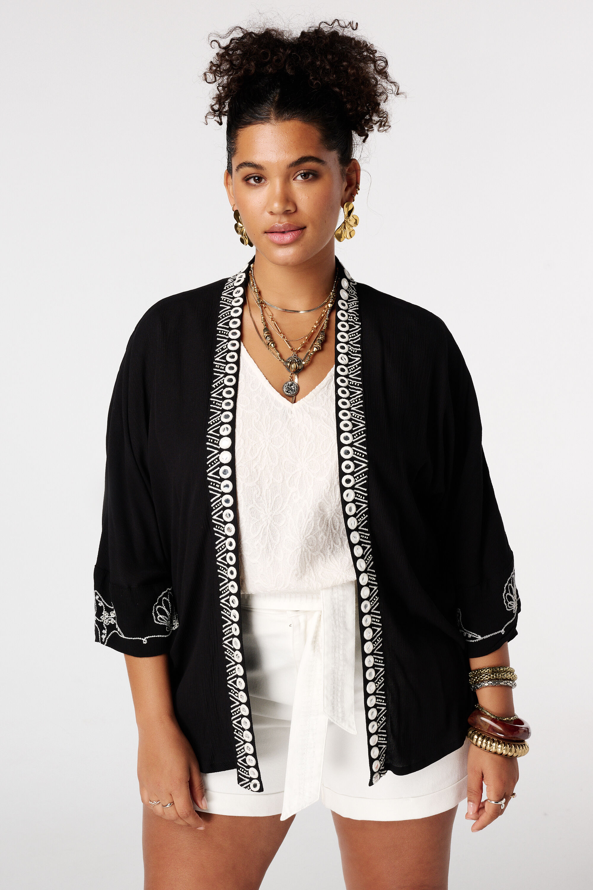 Kimono avec broderie image number 0