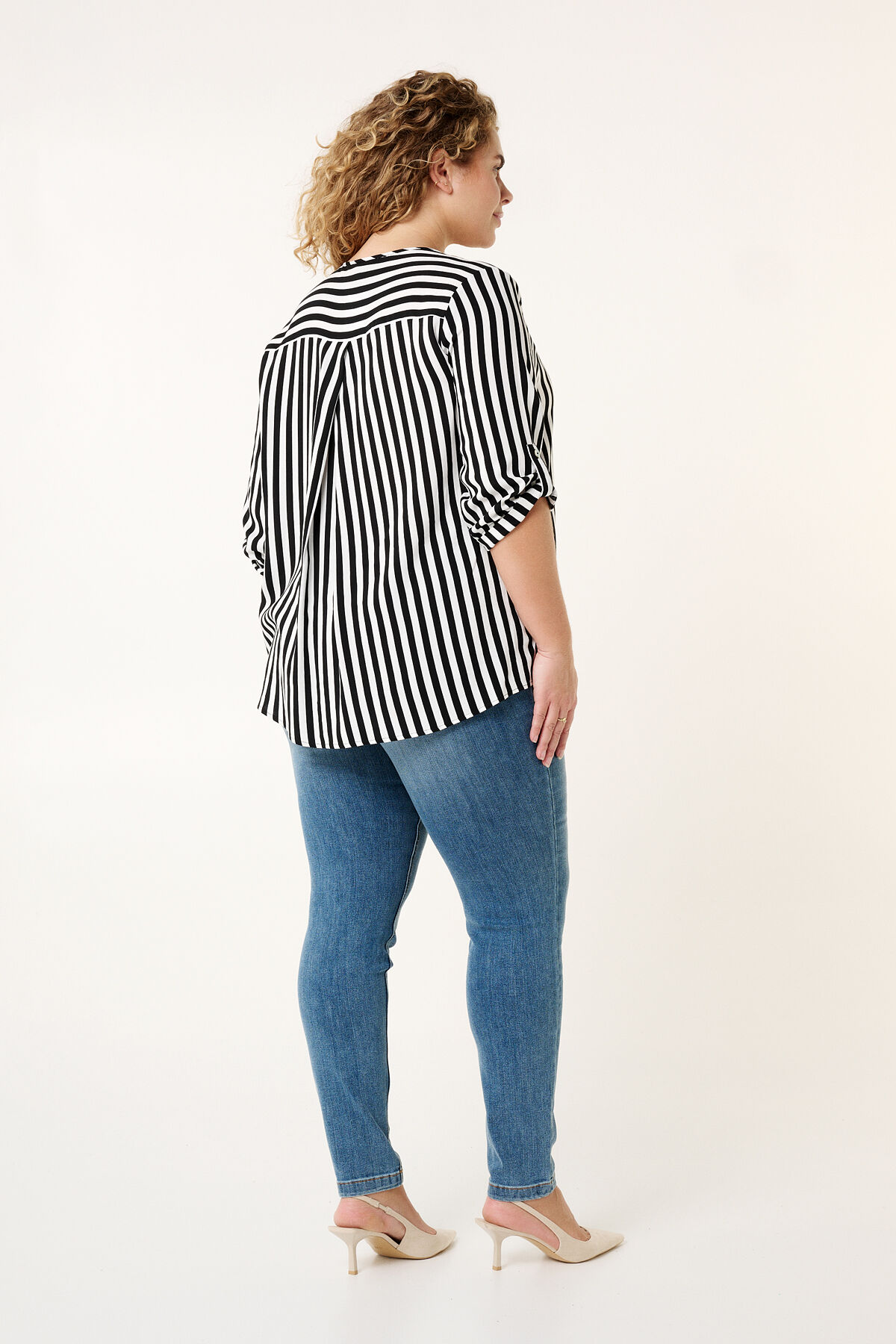 Chemisier &agrave; rayures image number 3