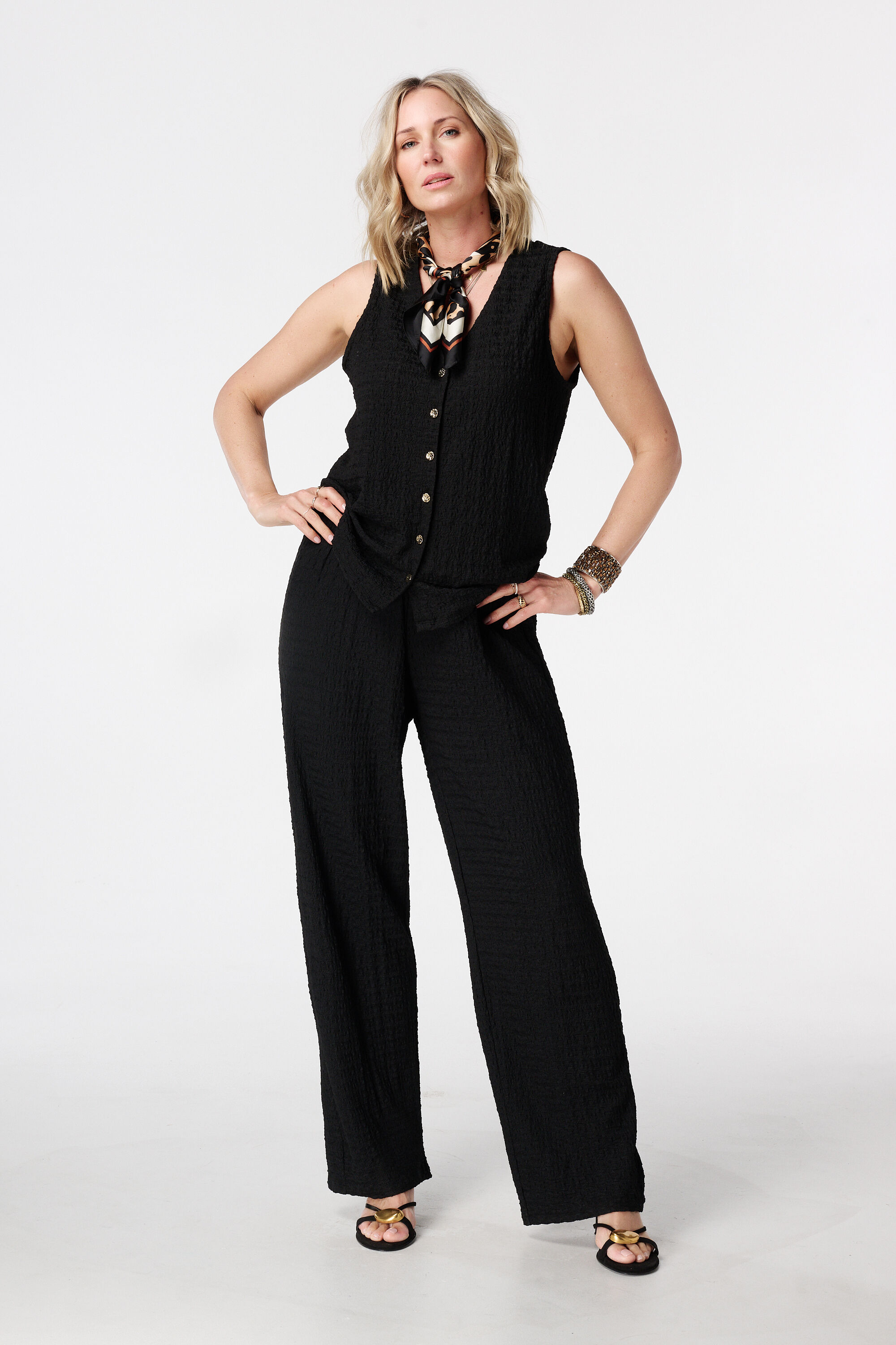 Top avec fermeture &agrave; boutons image number 5