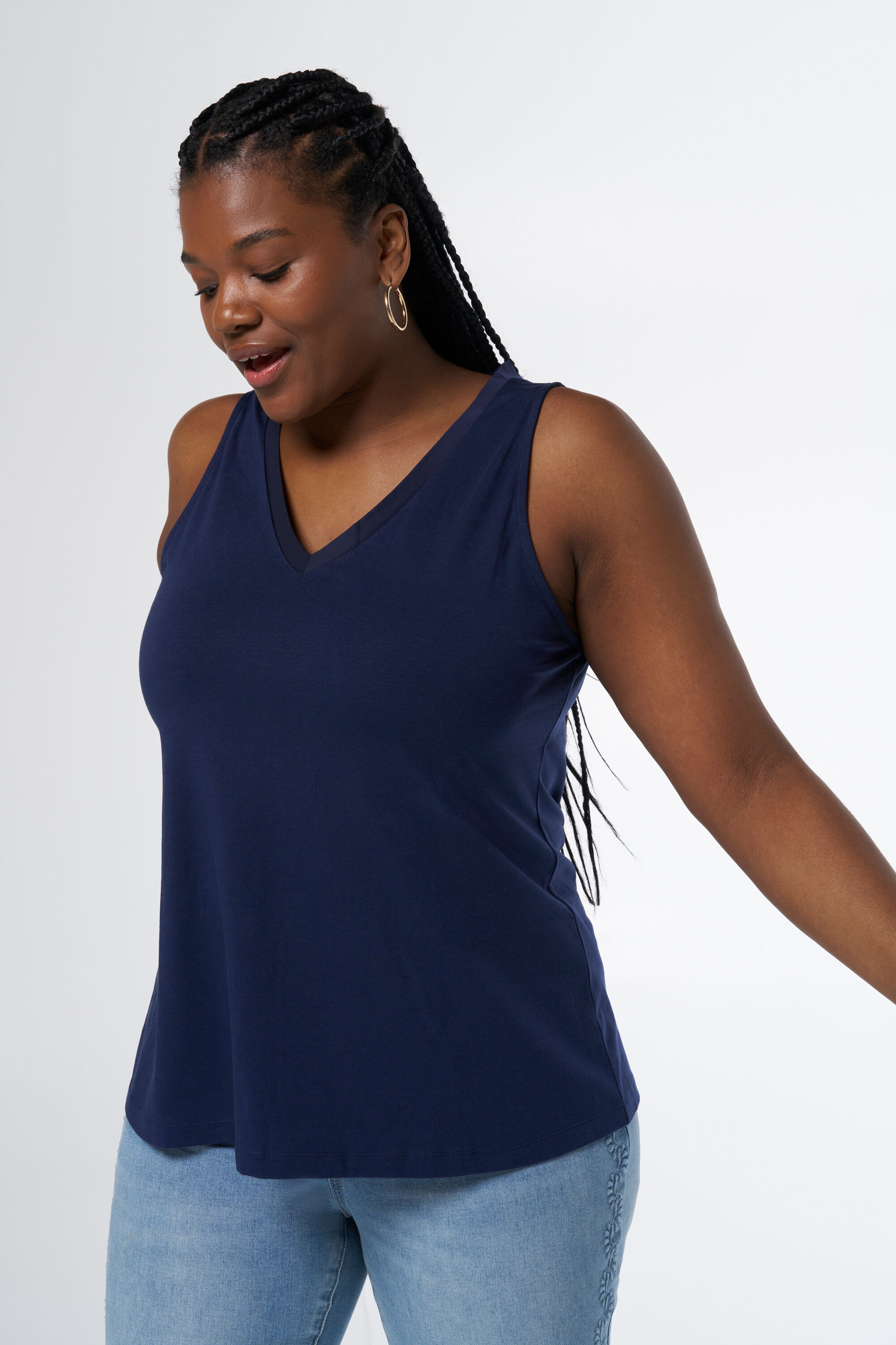 Haut sans manches avec col en V image number 4