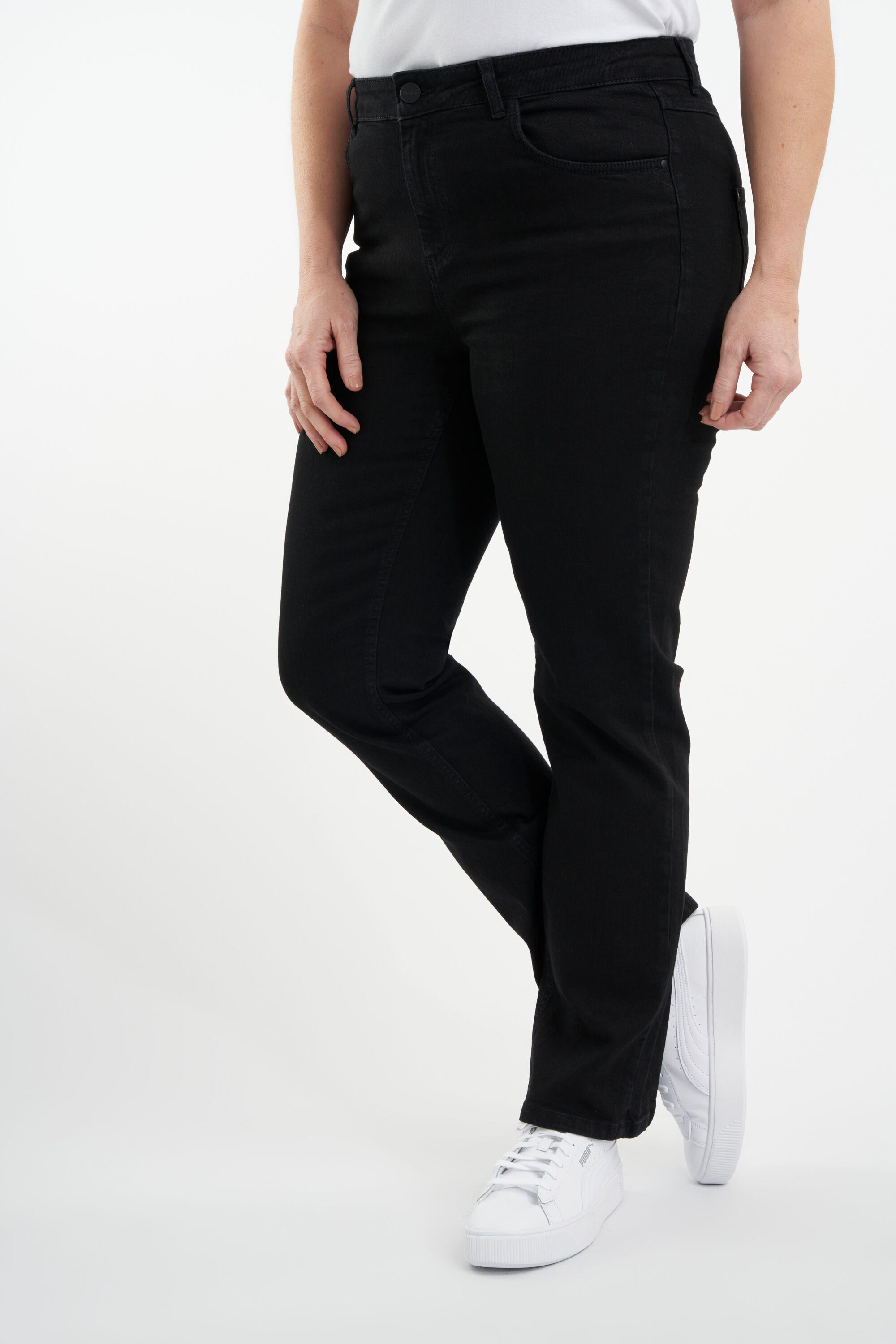 Jean &agrave; jambes droites SHAPES image number 4