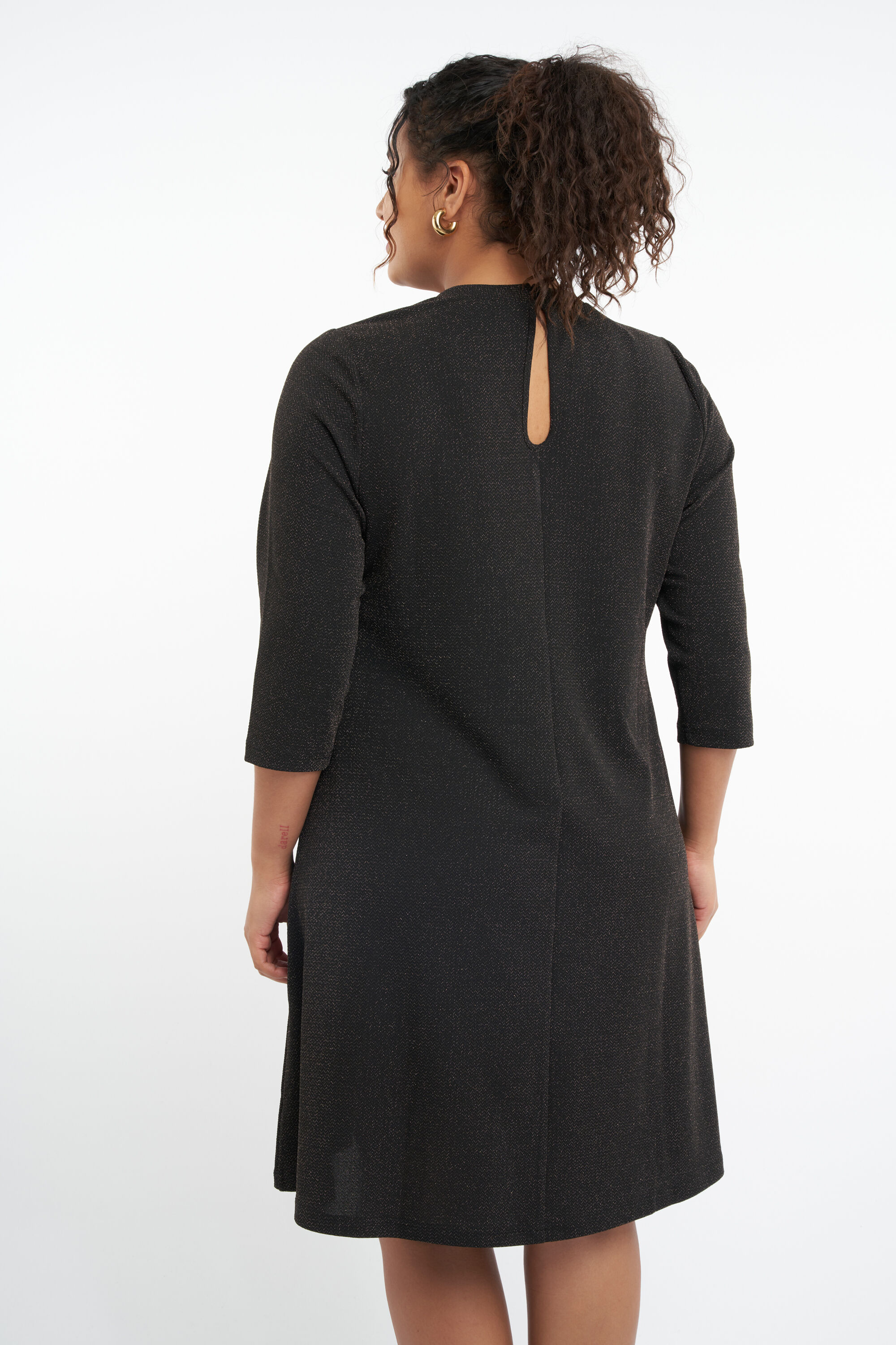 Robe paillet&eacute;e  image number 4