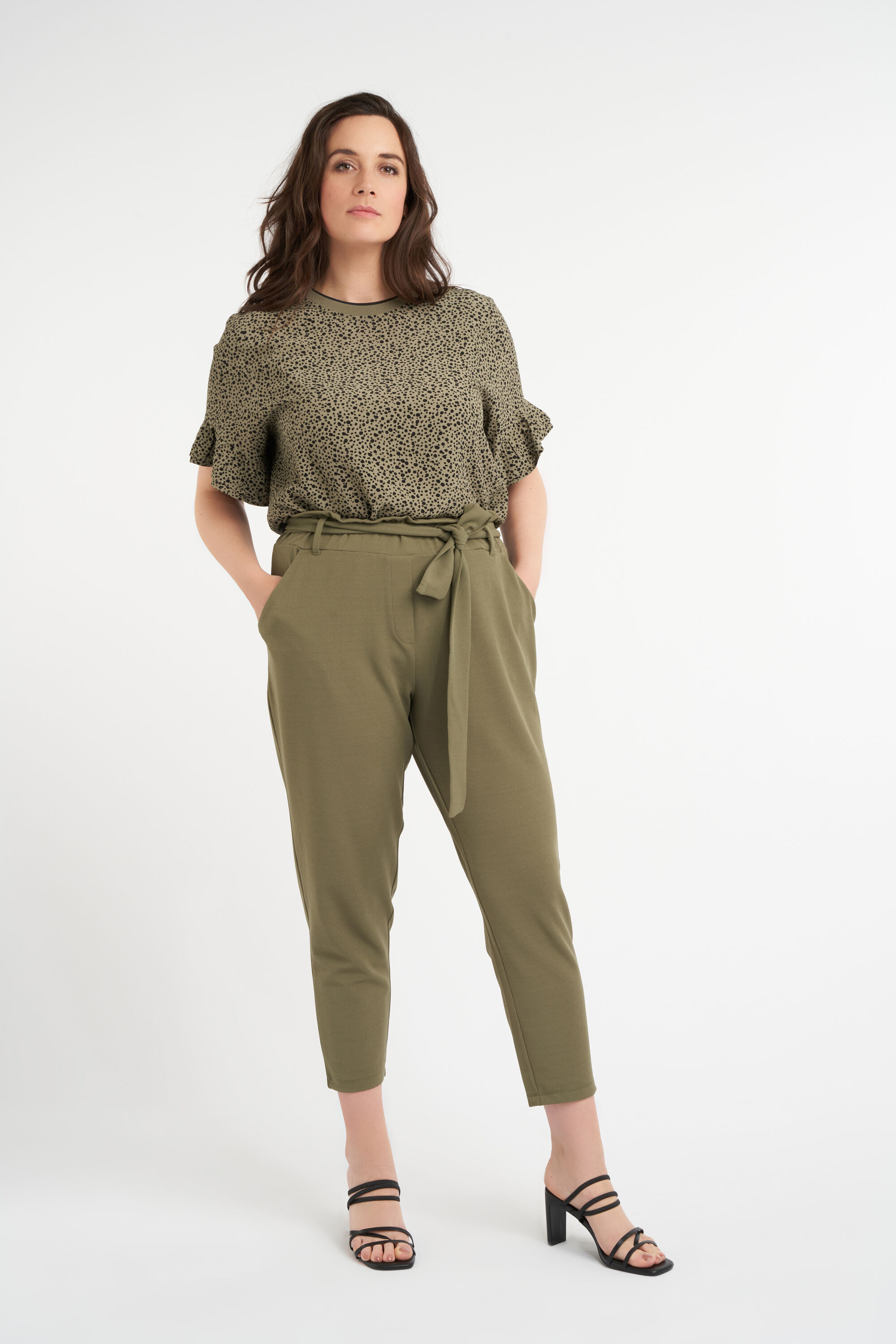 Pantalon outlet avec noeud