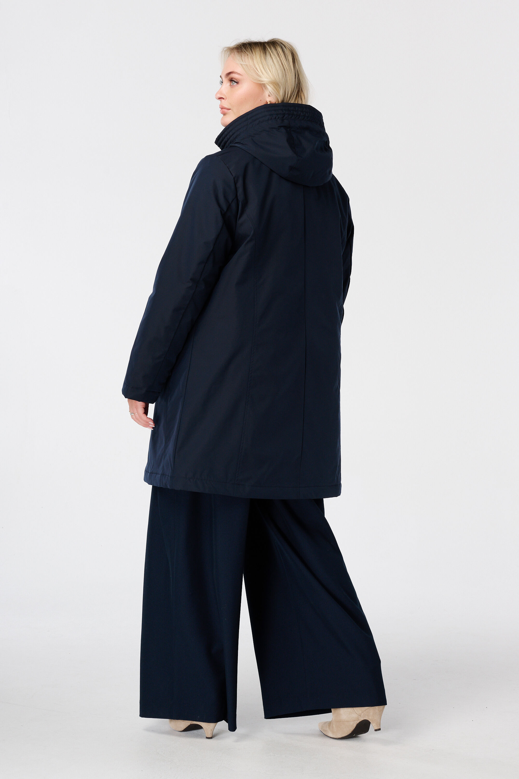 Manteau long doubl&eacute; avec capuche image number 3