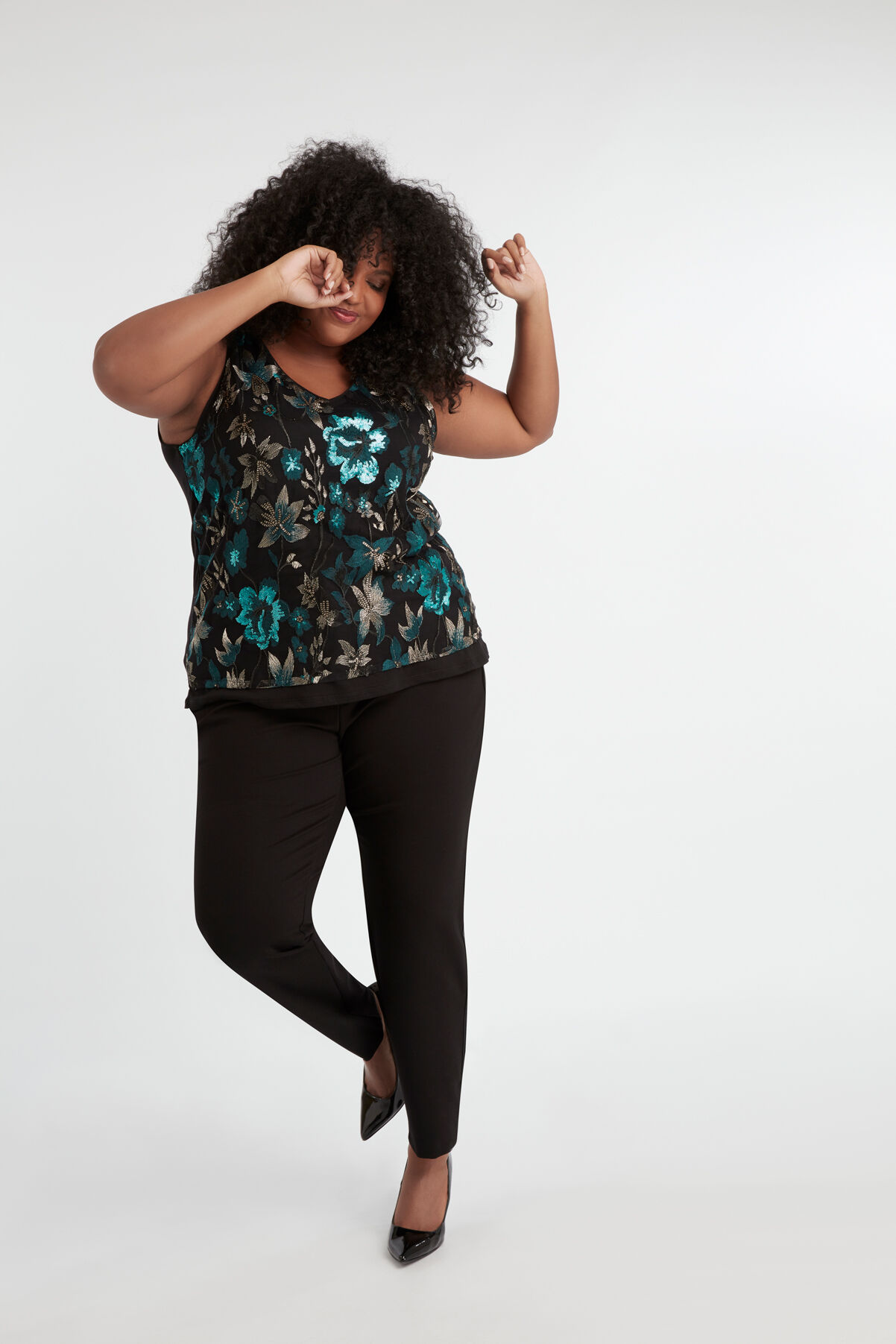 Haut brod&eacute; image number 4