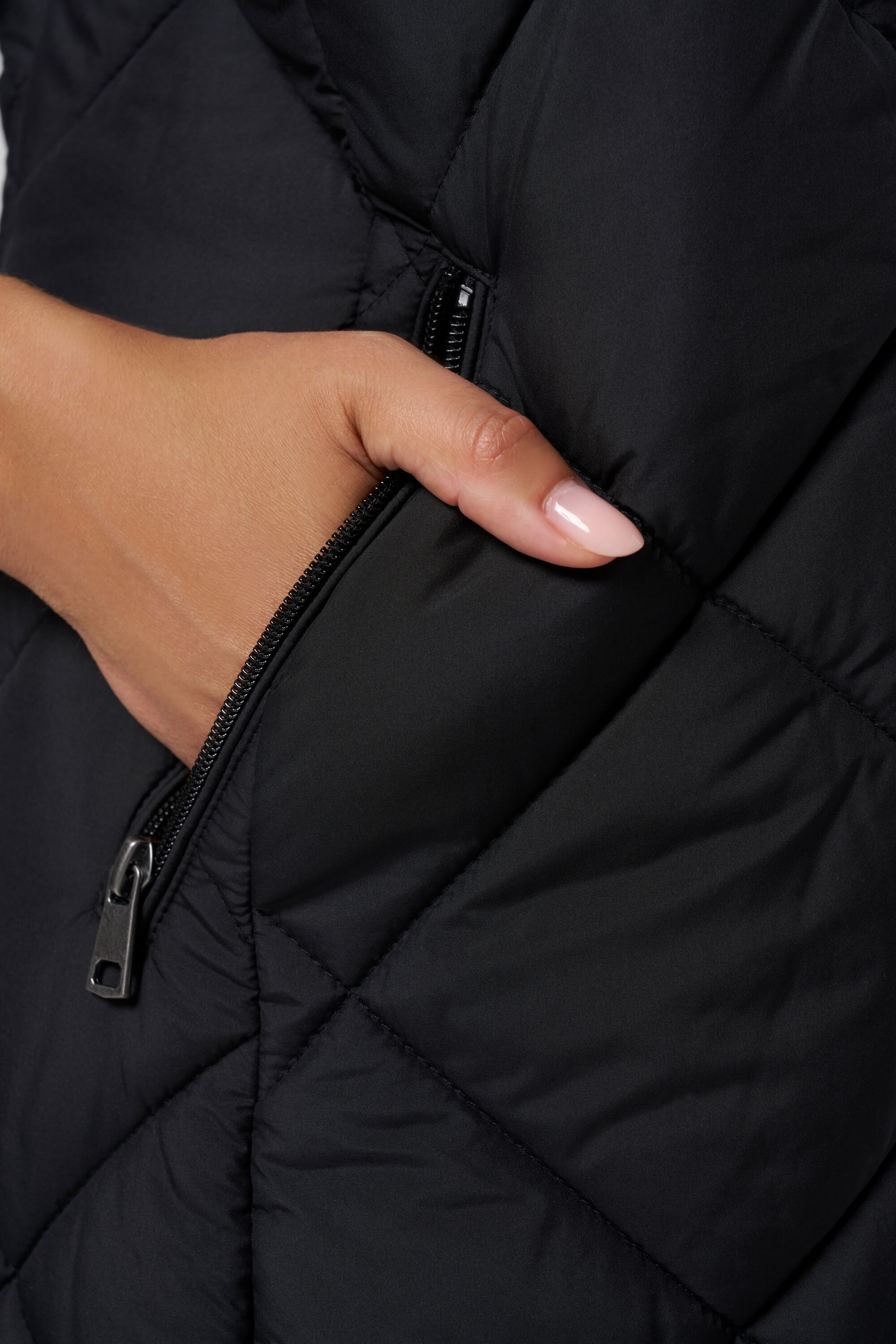 Gilet matelass&eacute; image number 4