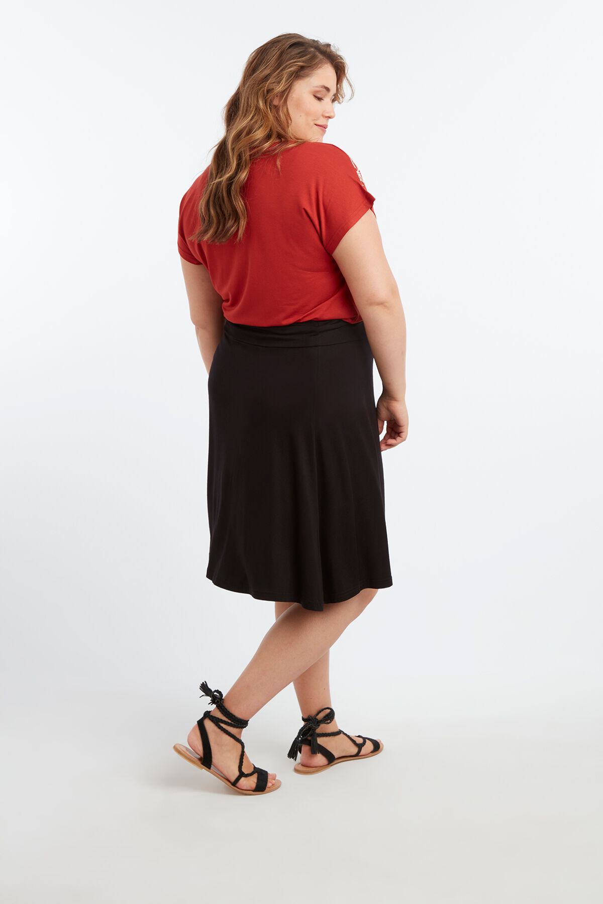 T-shirt avec imprim&eacute; plumes image number 4