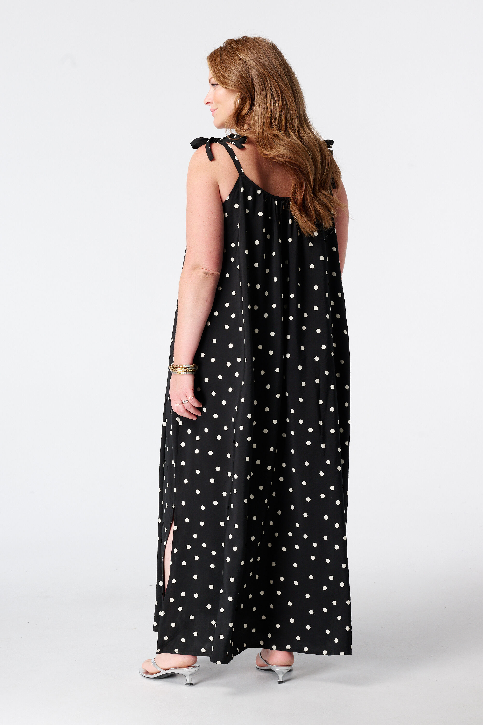 Robe maxi &agrave; pois image number 3