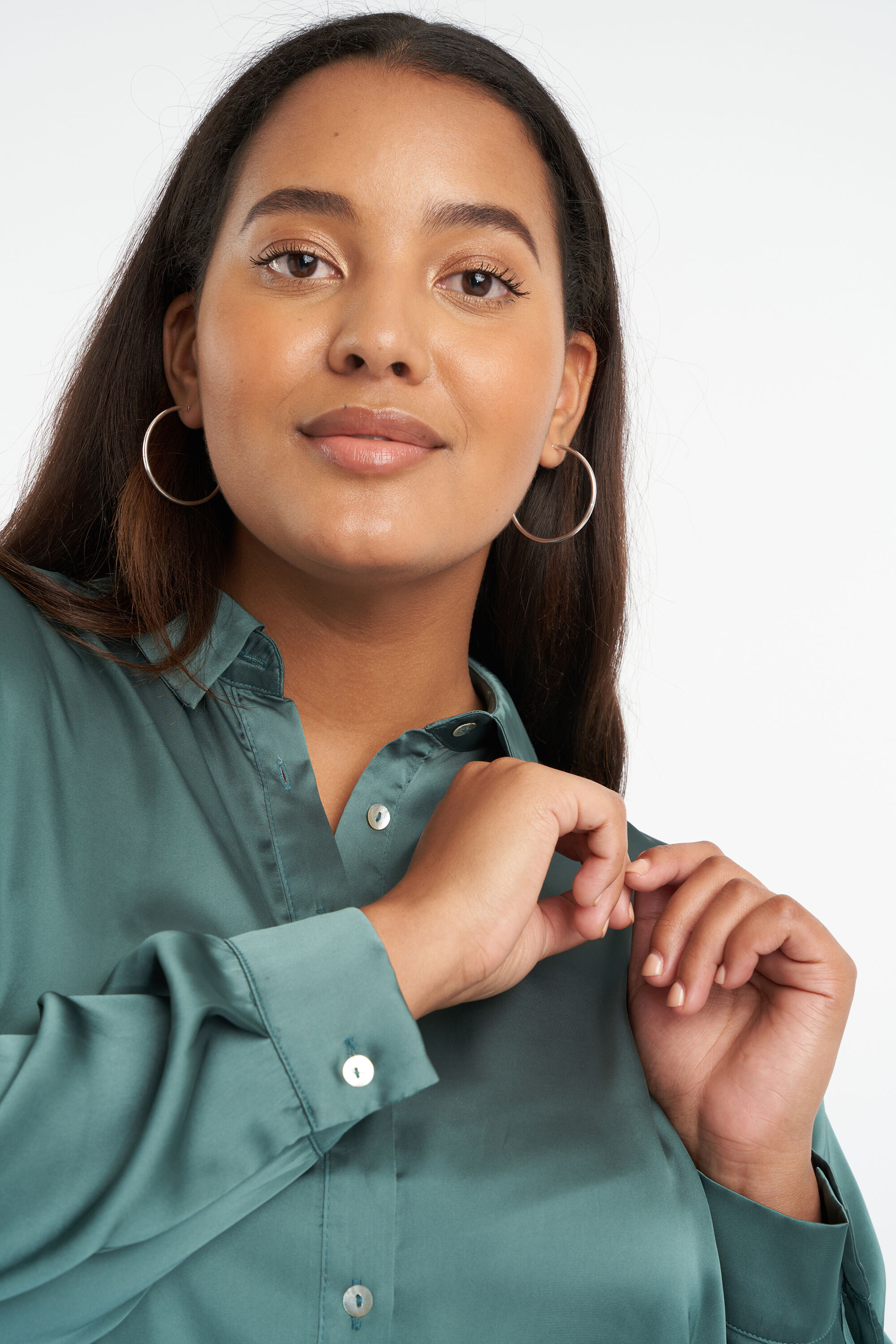 Chemisier en satin  image number 4