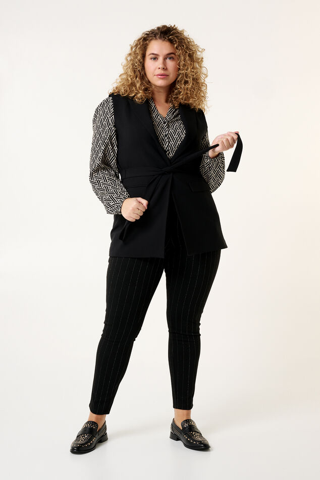 Gilet avec ceinture assortie image number 0