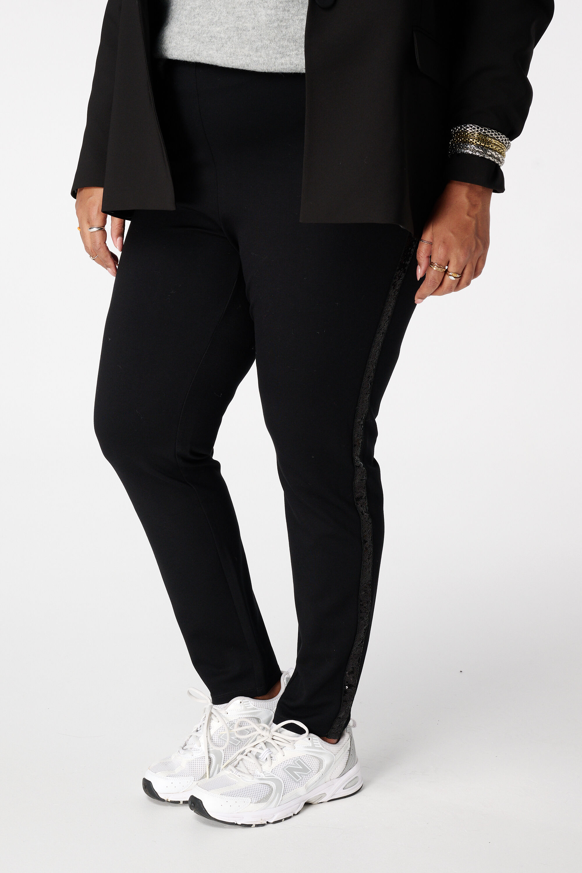 Legging skinny &agrave; paillettes et bande lat&eacute;rale image number 5