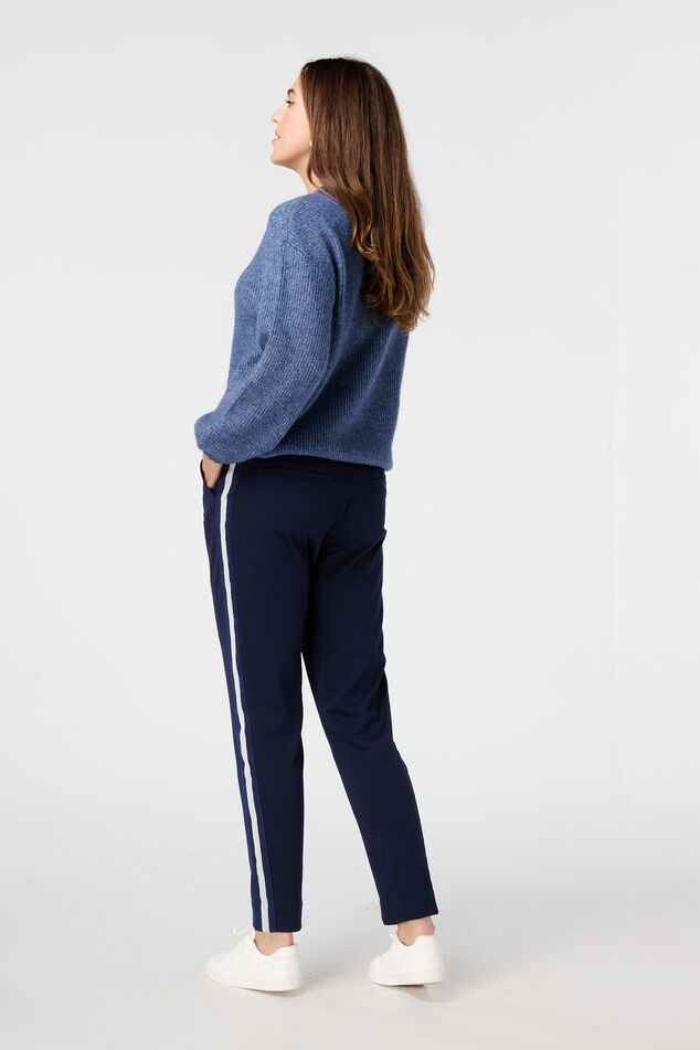 Pantalon fuselé avec passepoil sur le côté image number 3