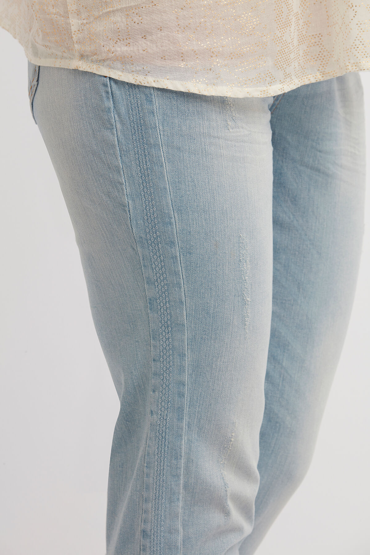 Jean &agrave; paillettes image number 3